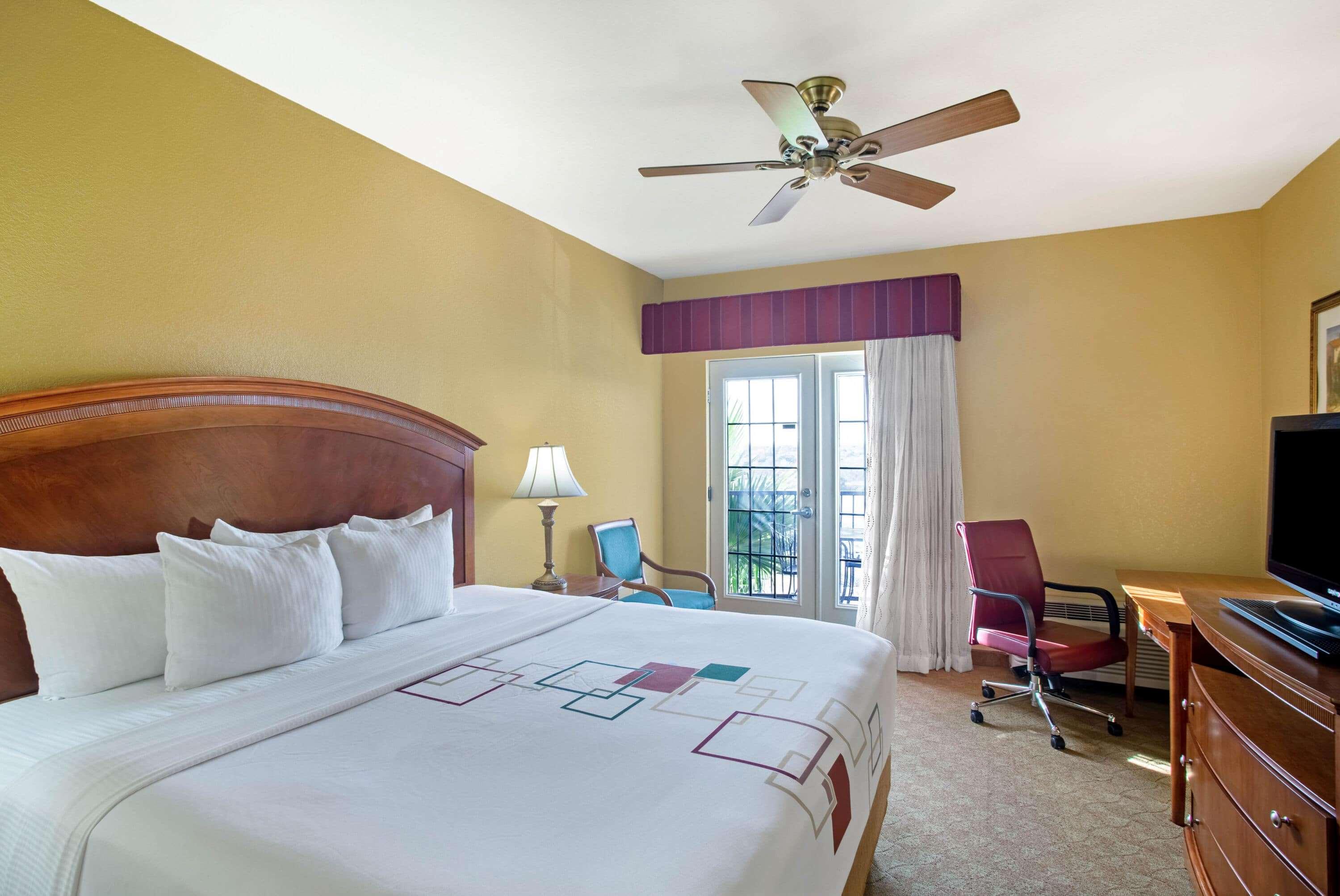 Double Deluxe Lake View