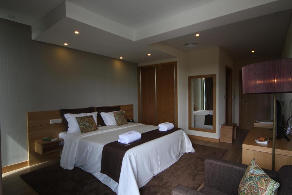 Double or Twin Deluxe