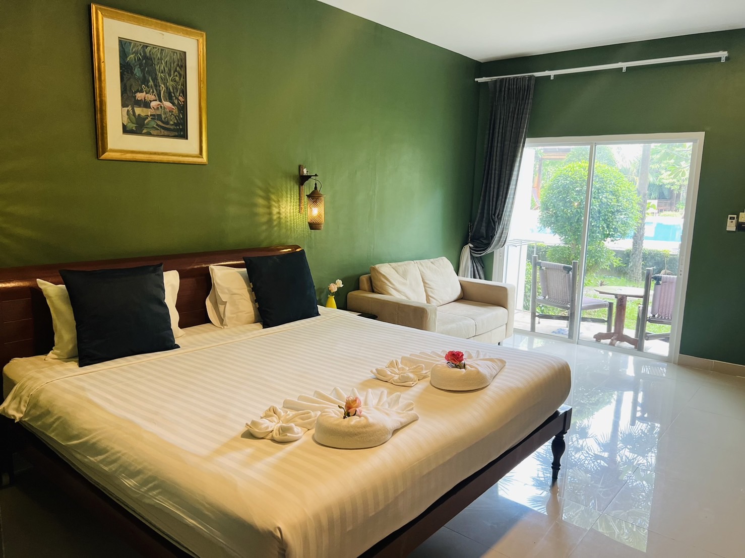 Double or Twin Deluxe