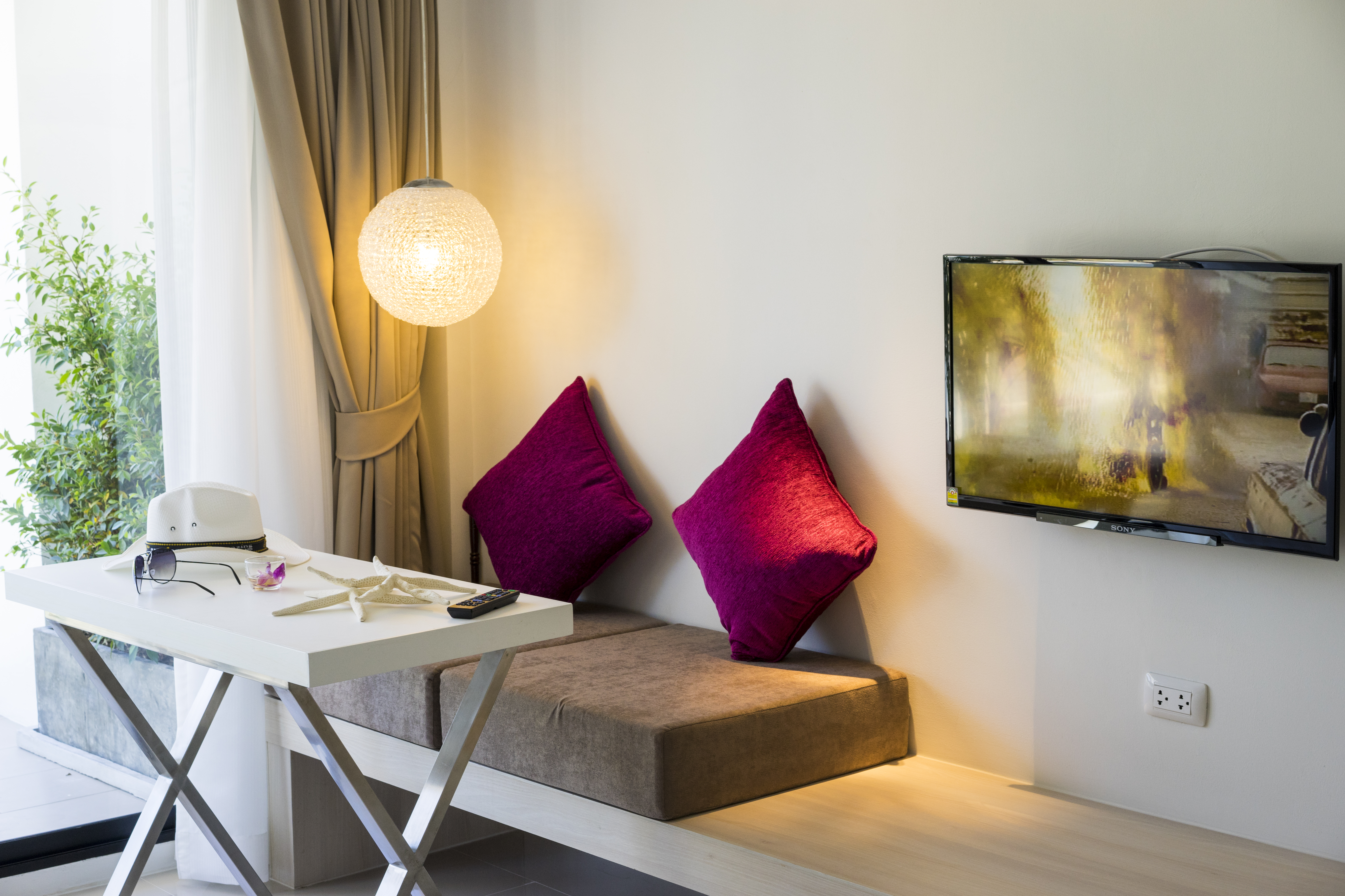 Double Deluxe King Bed