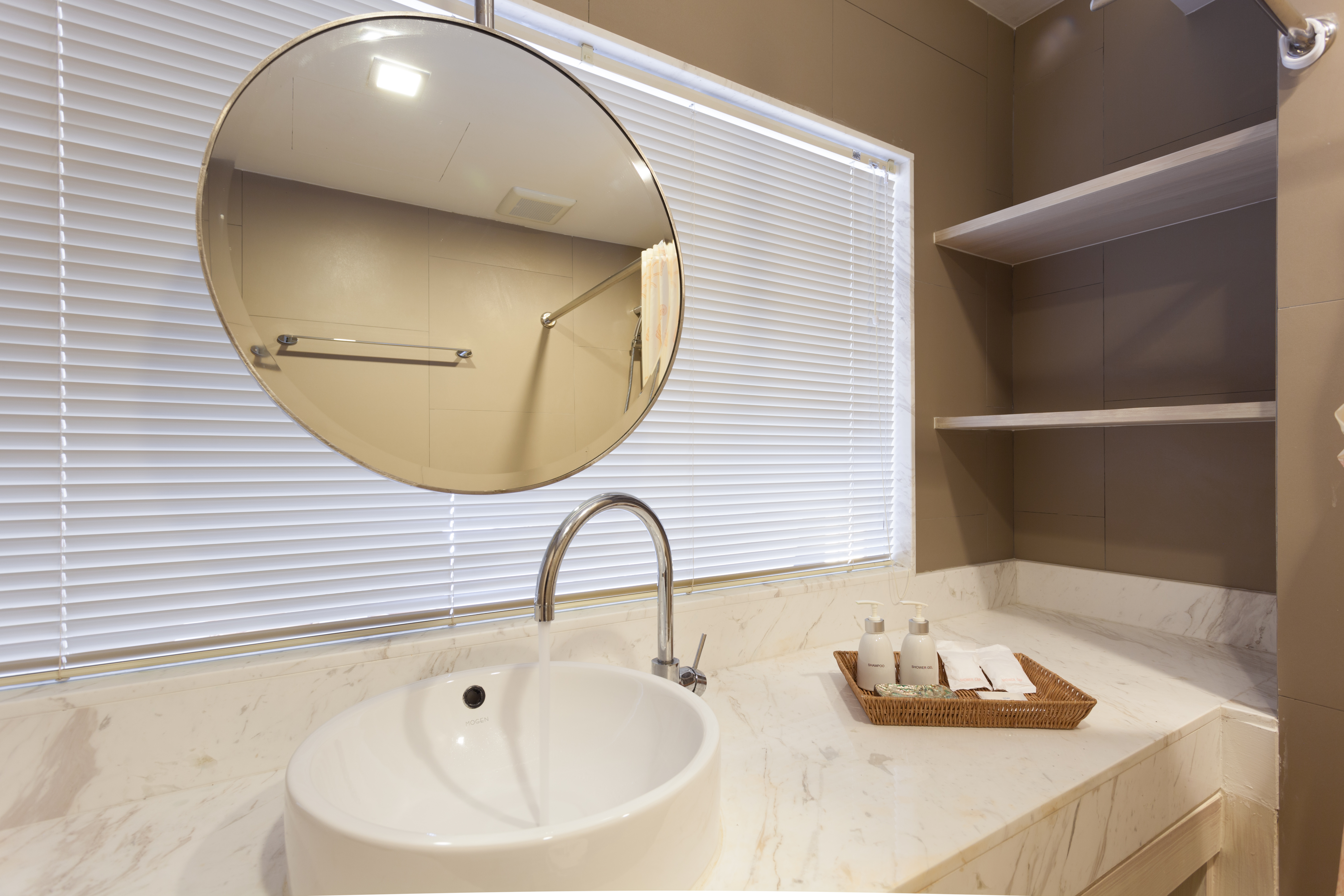 Double Deluxe King Bed