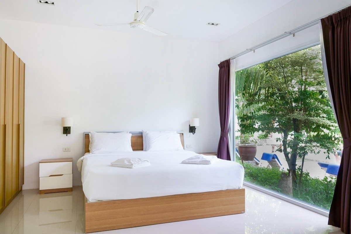 Room Deluxe Pool View