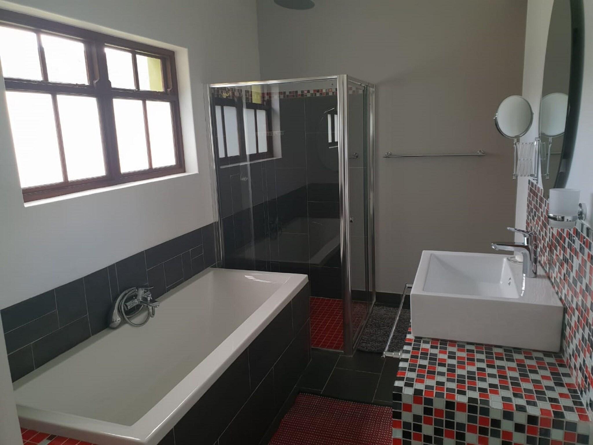 Double Queen Size Bed