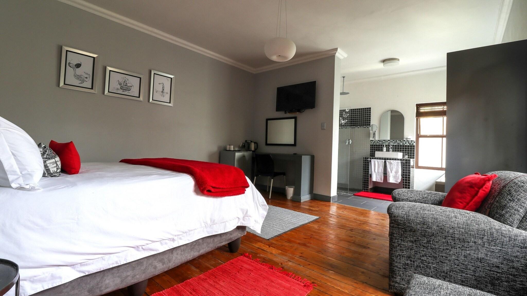 Double Queen Size Bed