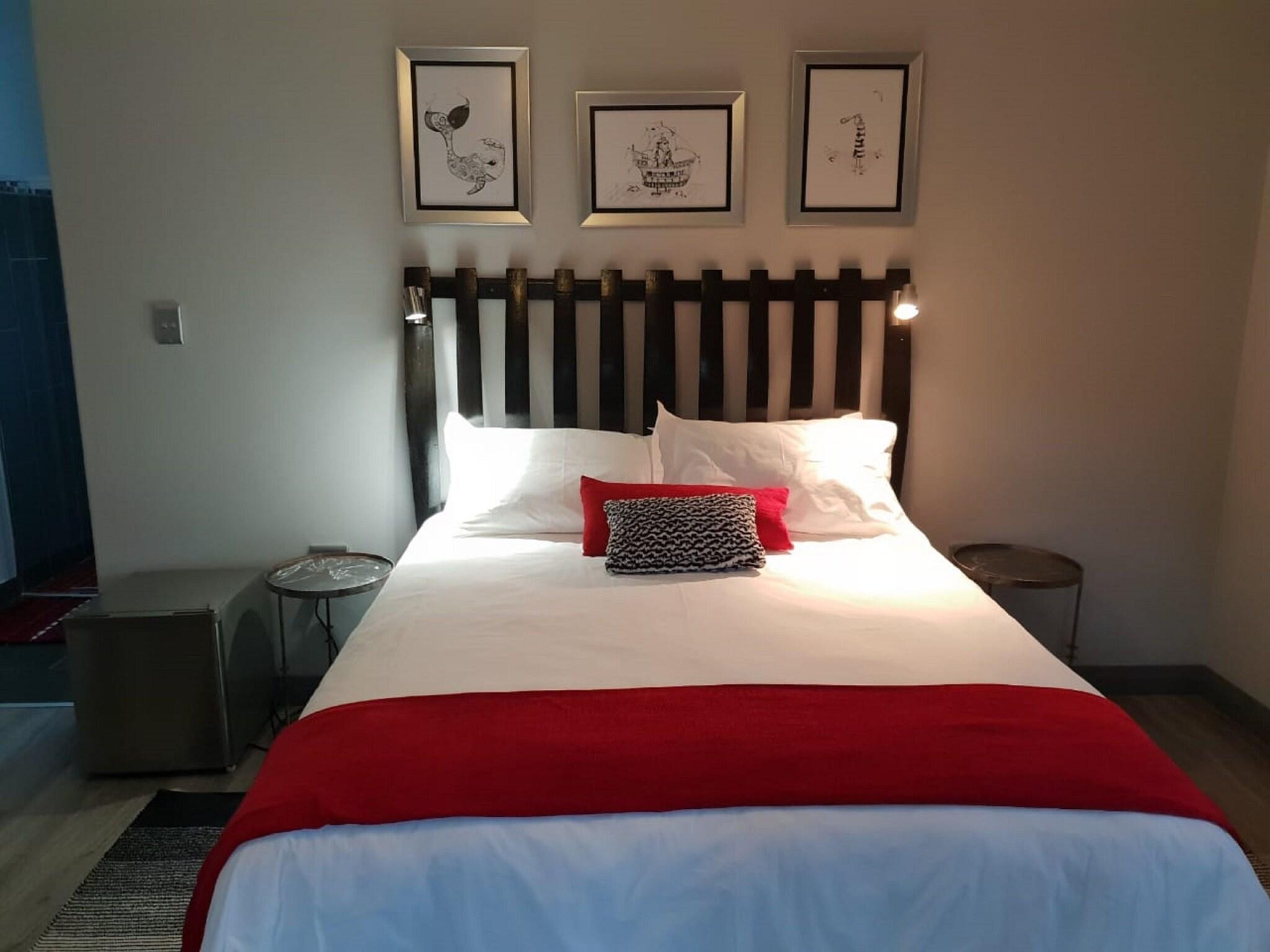 Double Queen Size Bed