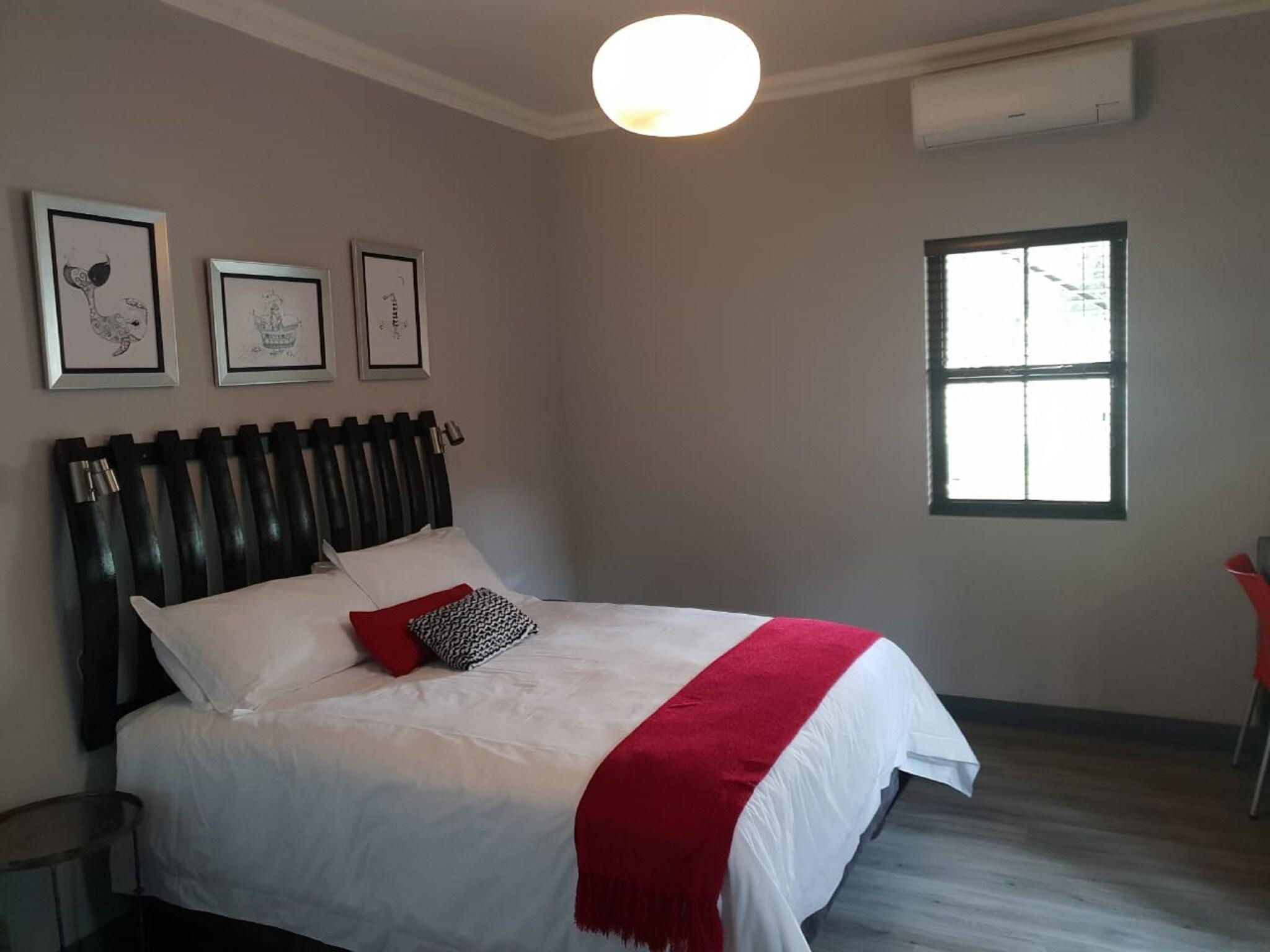 Double Queen Size Bed