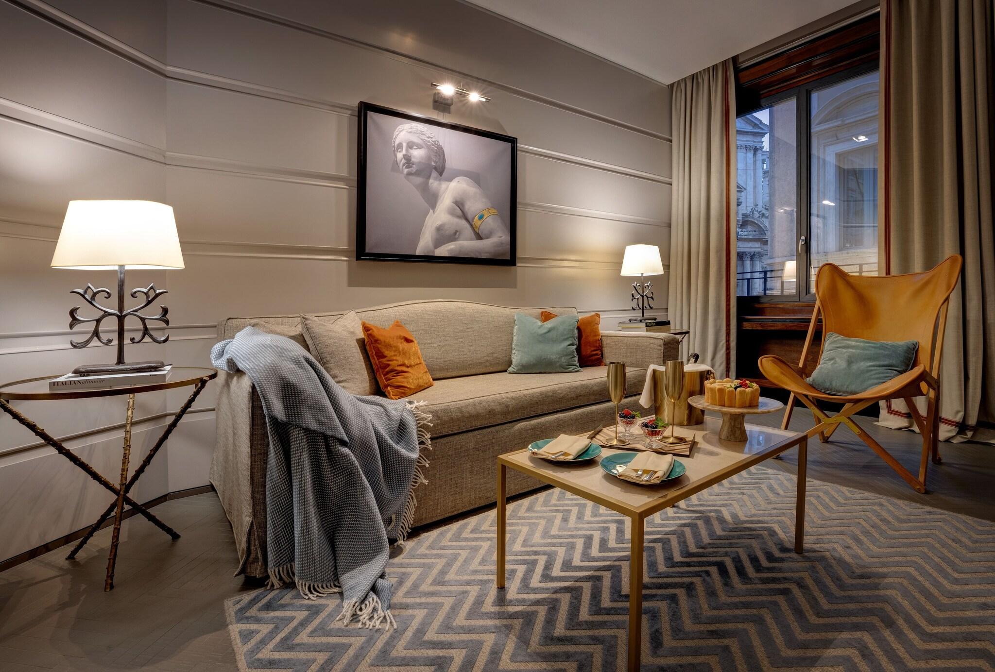 Suite Deluxe King Bed