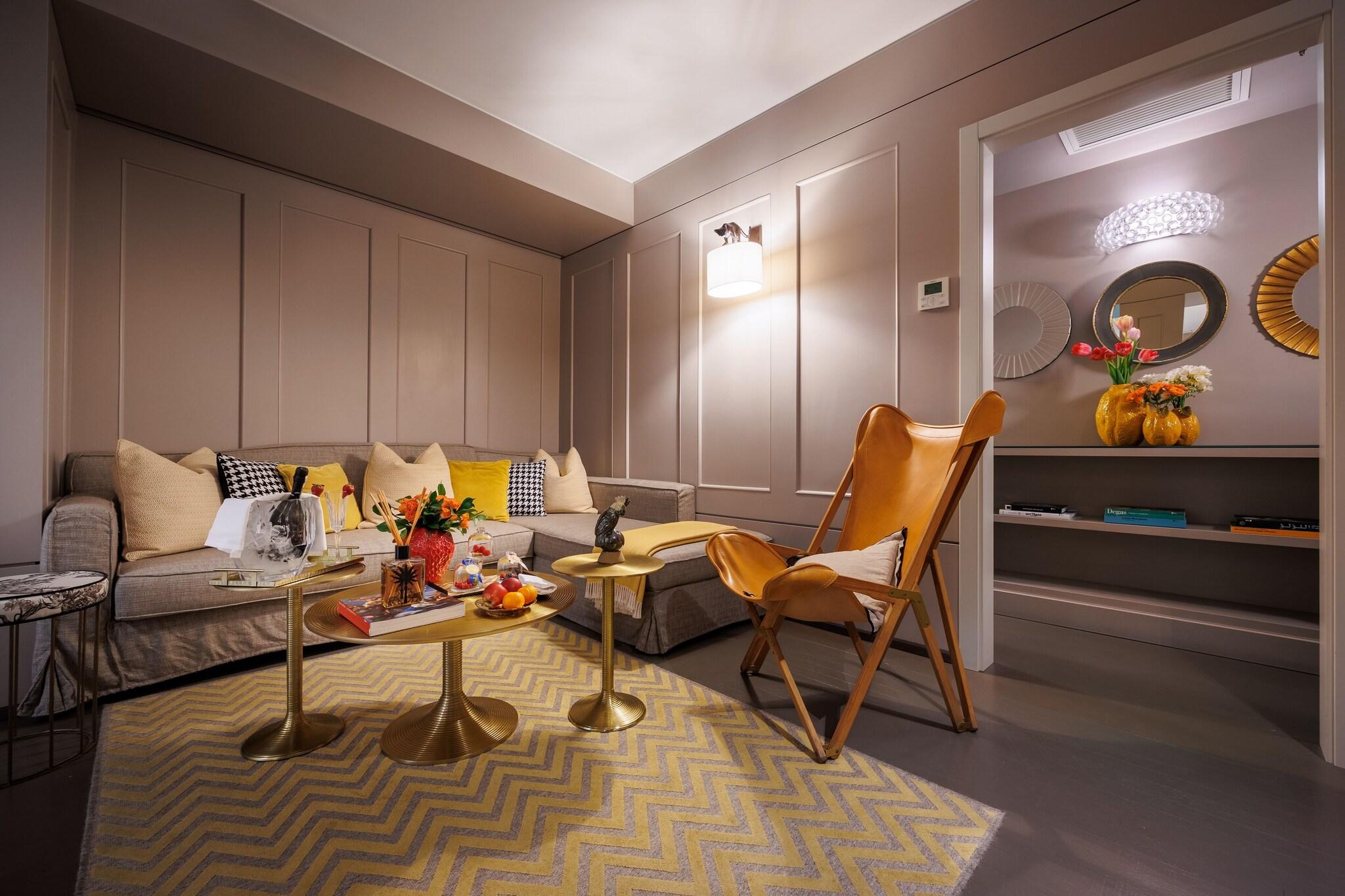 Suite Deluxe King Bed