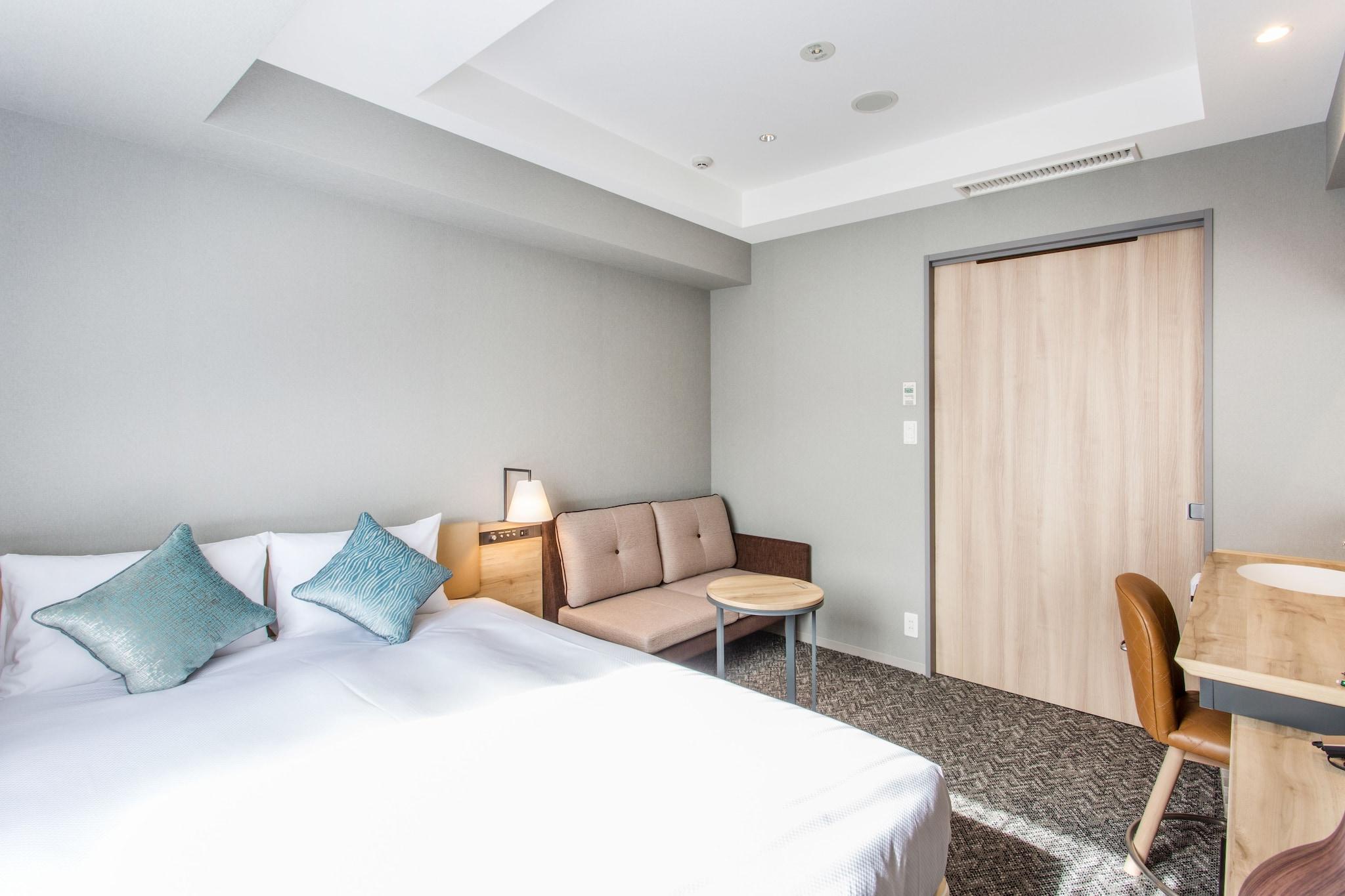 Double Queen Size Bed