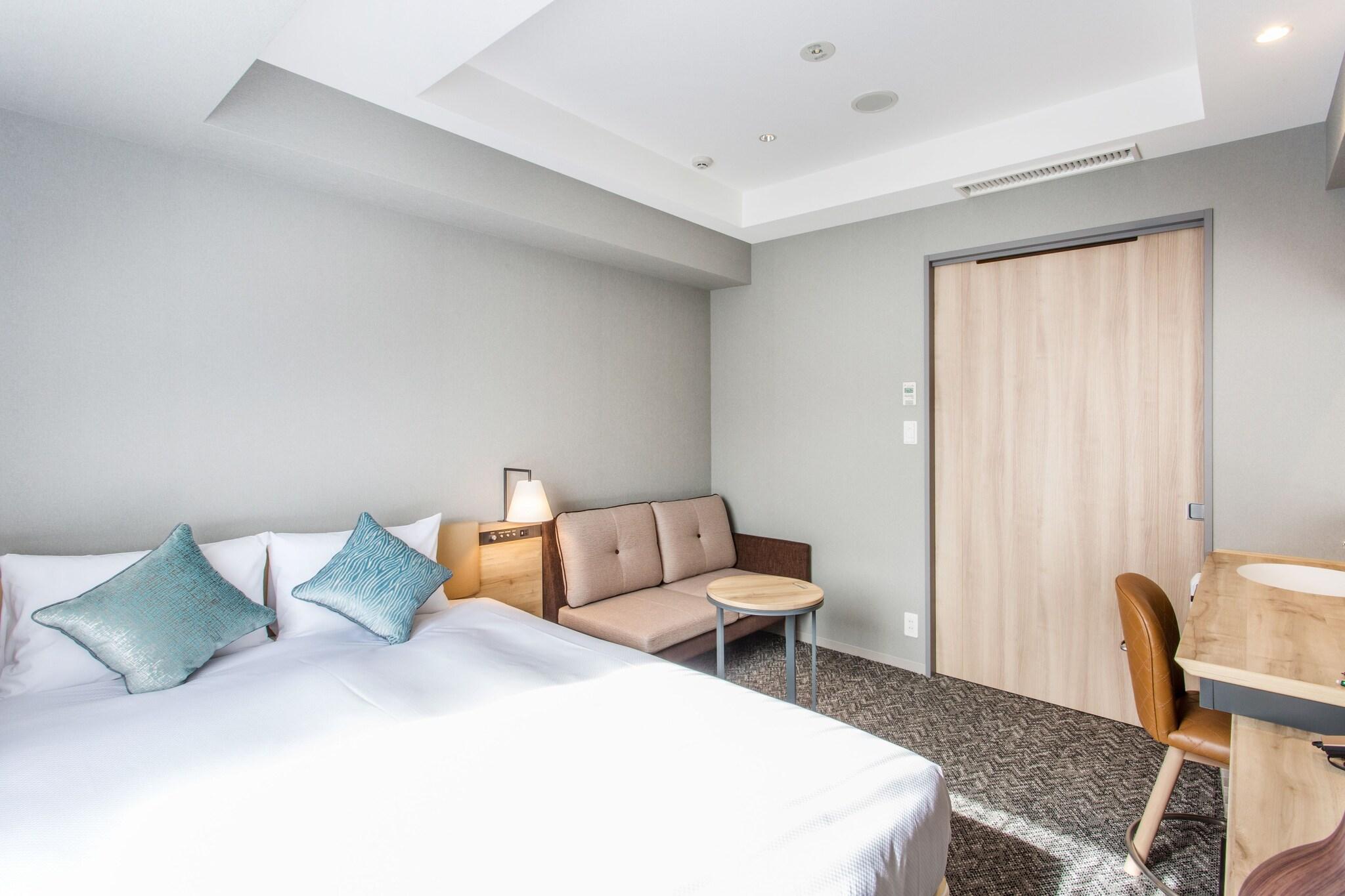 Double Queen Size Bed