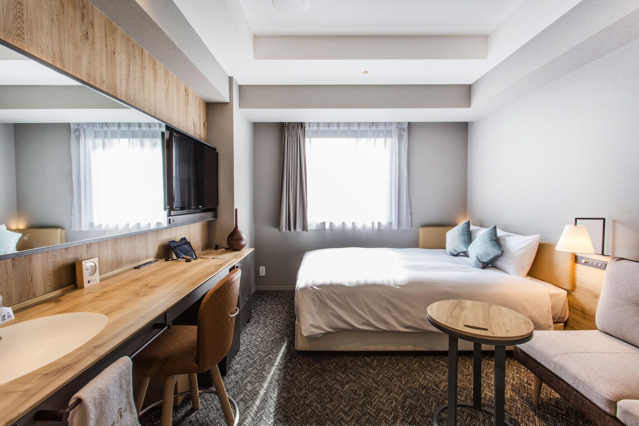 Double Queen Size Bed