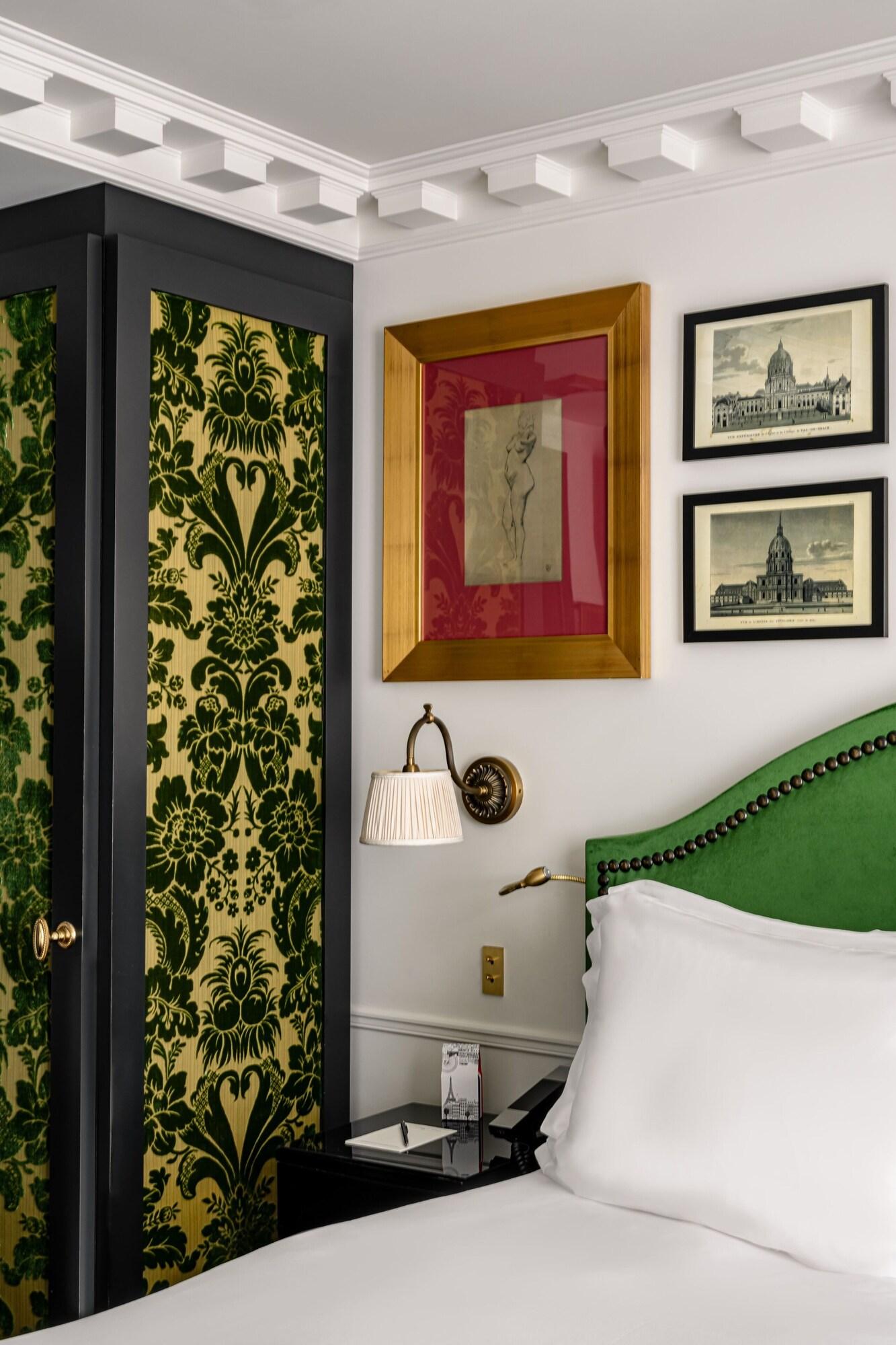 Double Classic Double Bed