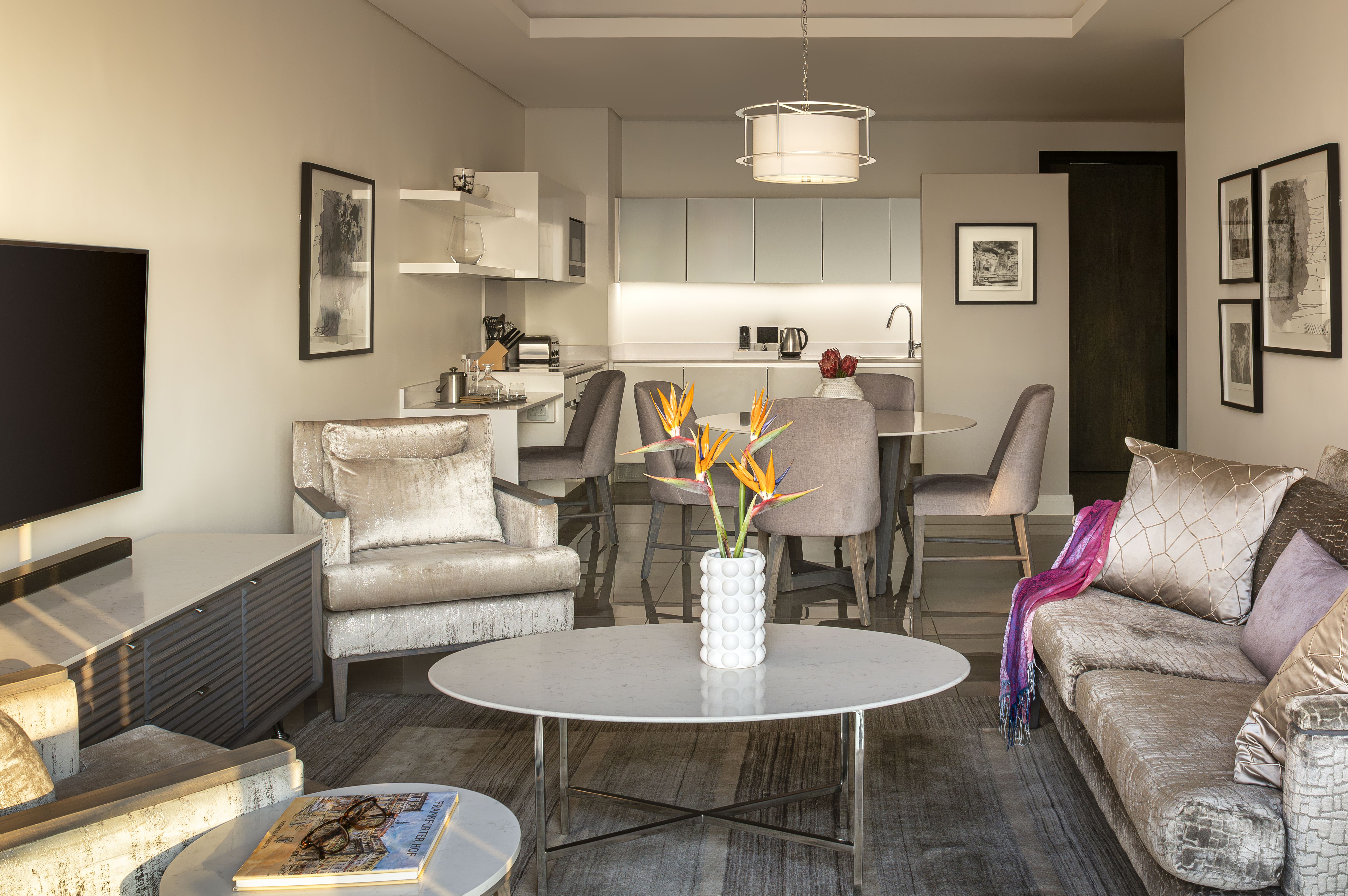 Double Luxury One Bedroom