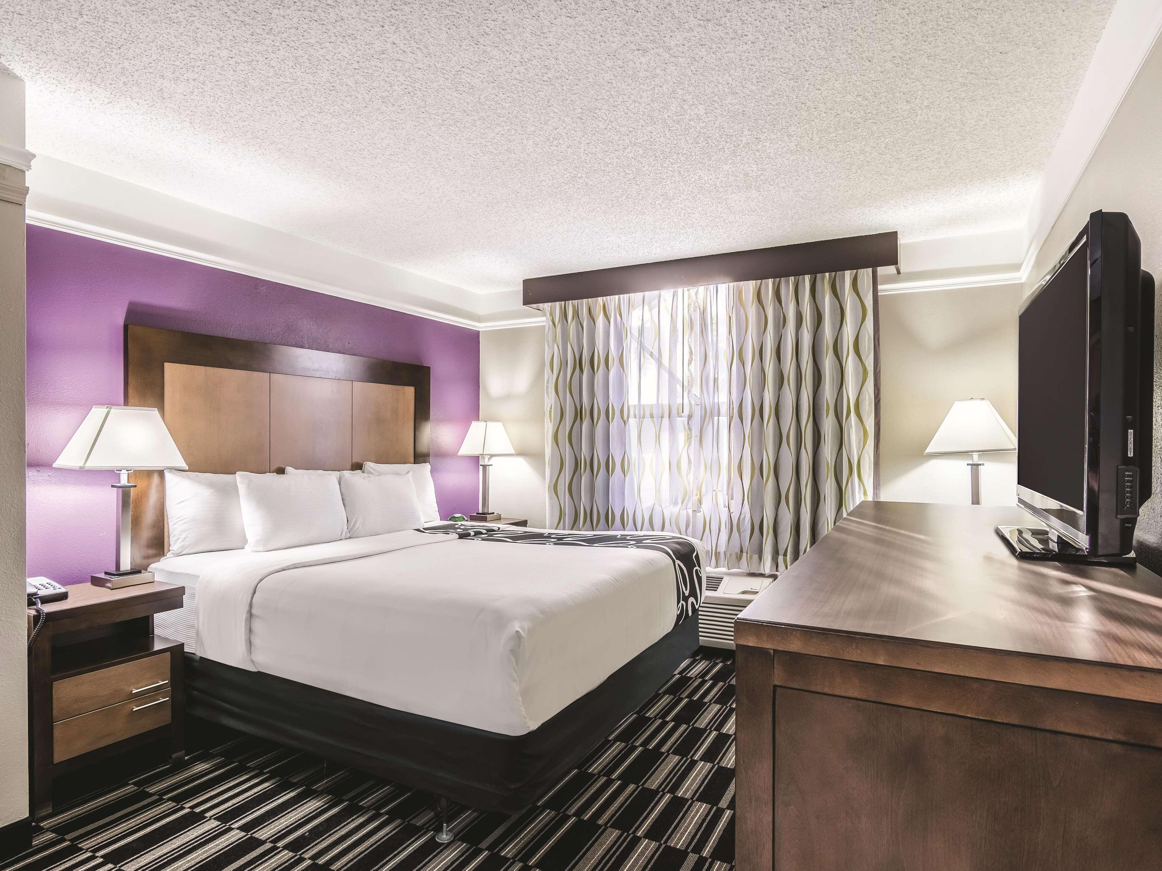 Suite King Bed Non Smoking