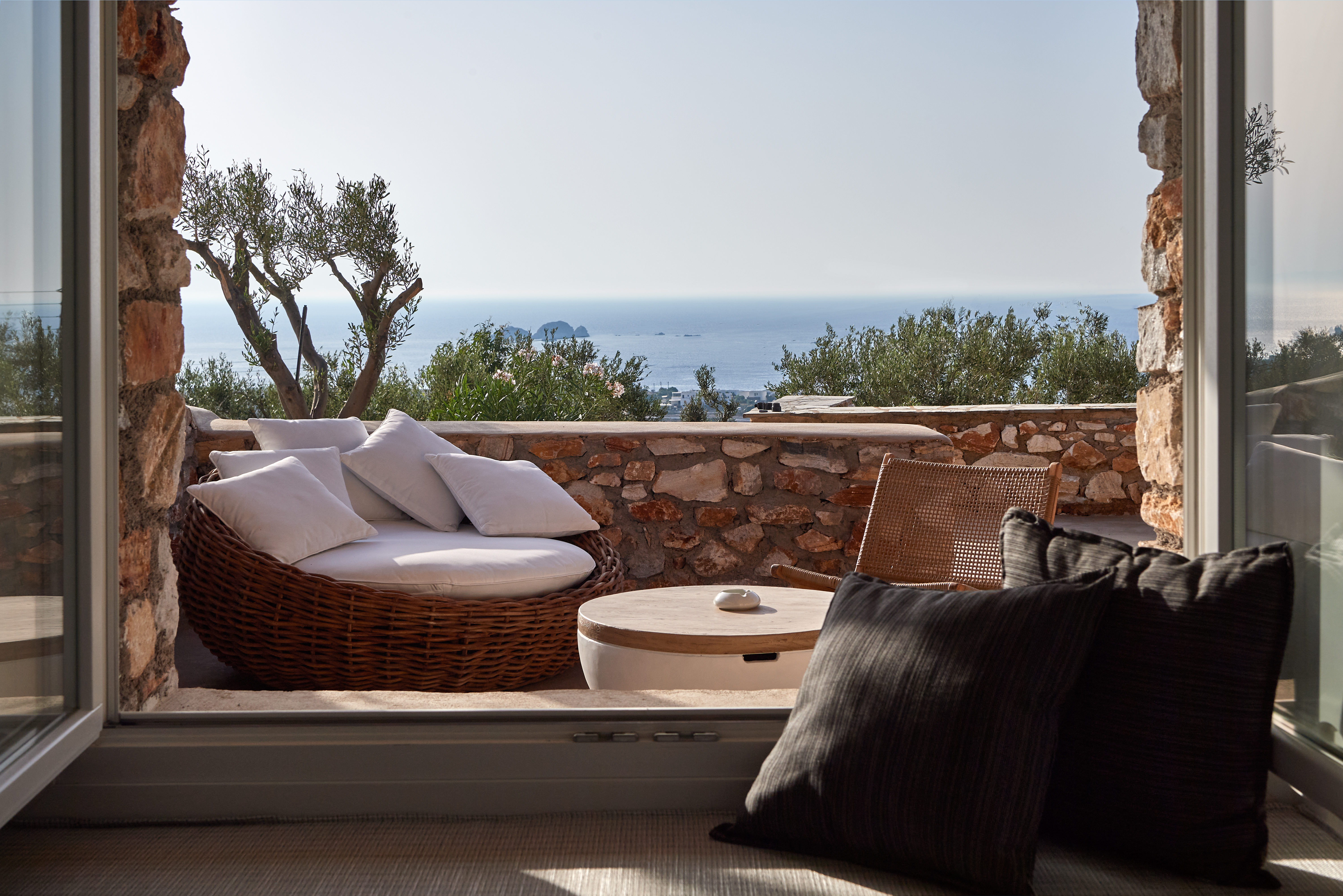 Cave Deluxe Sea View