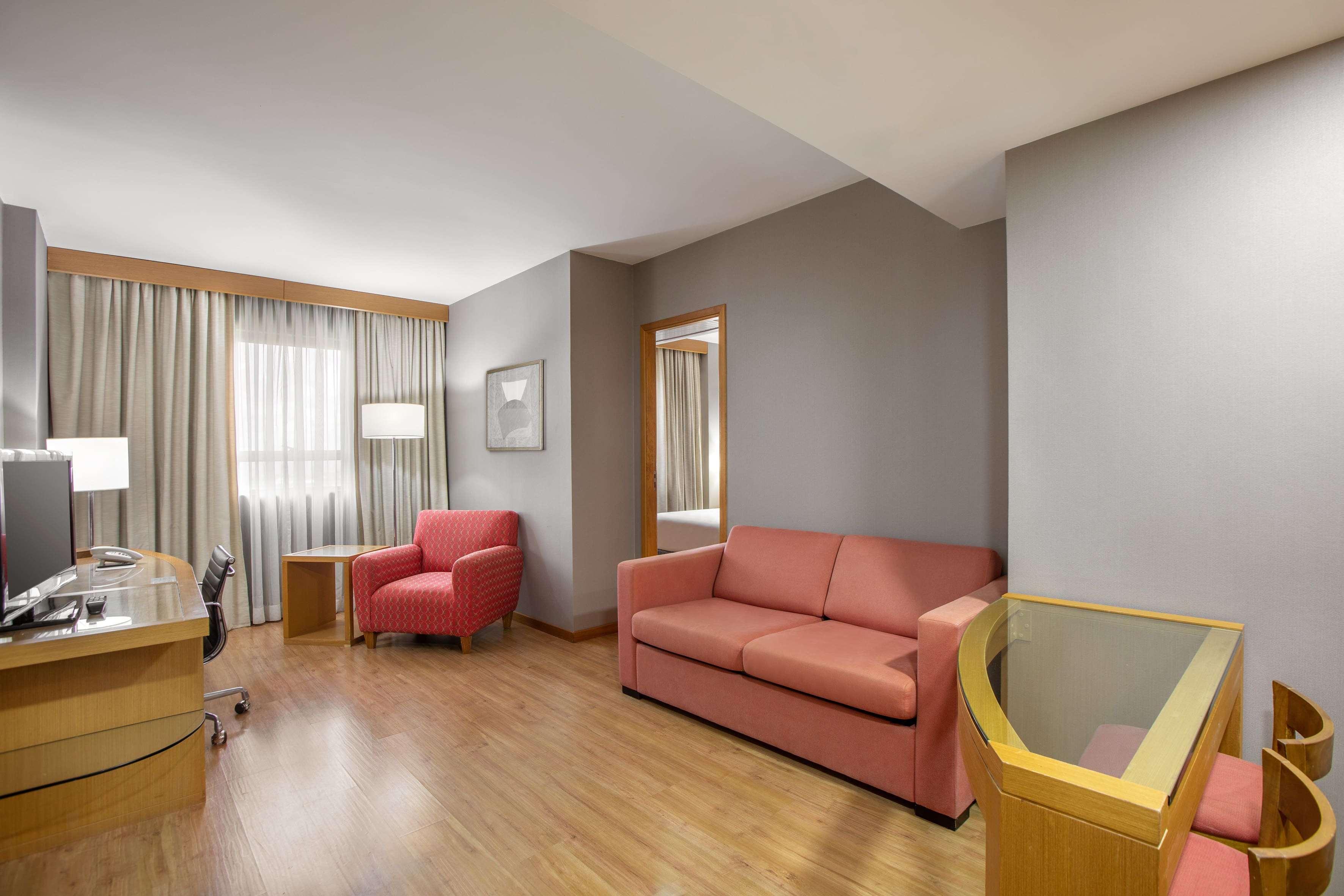 Double Queen Size Bed