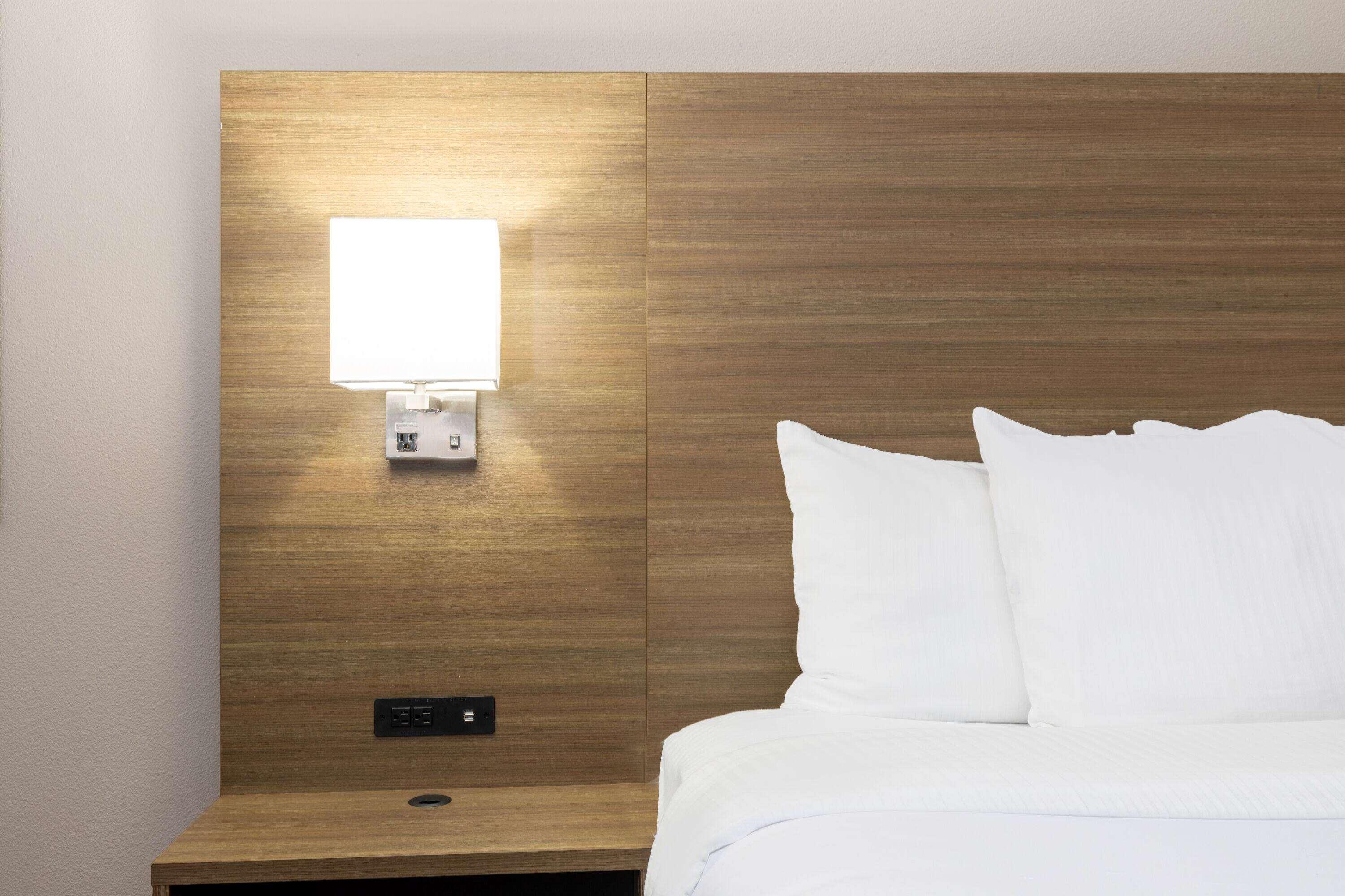 Double King Bed Non Smoking