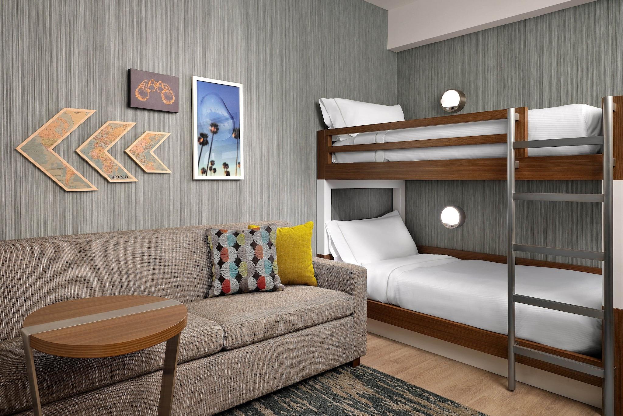 Suite Two Queen Beds