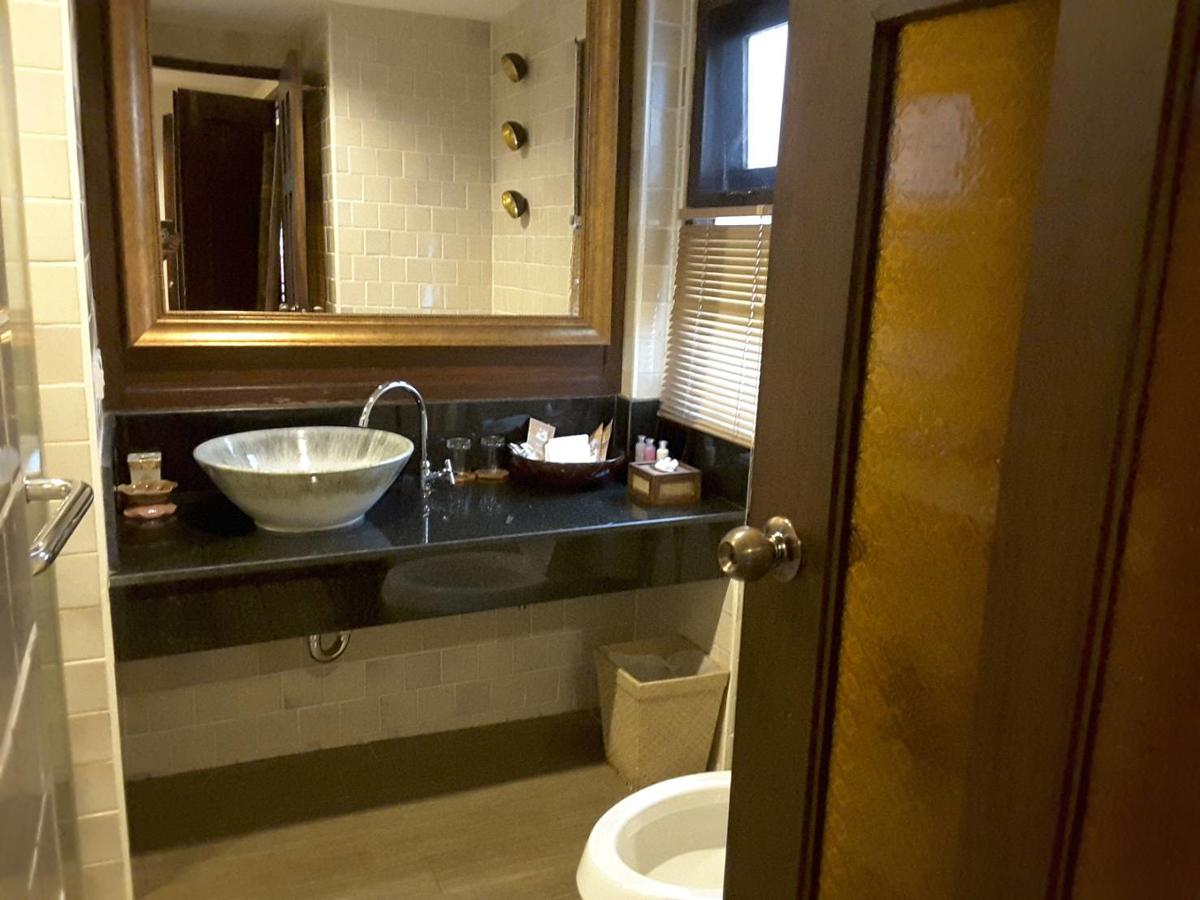 Family Room Executive