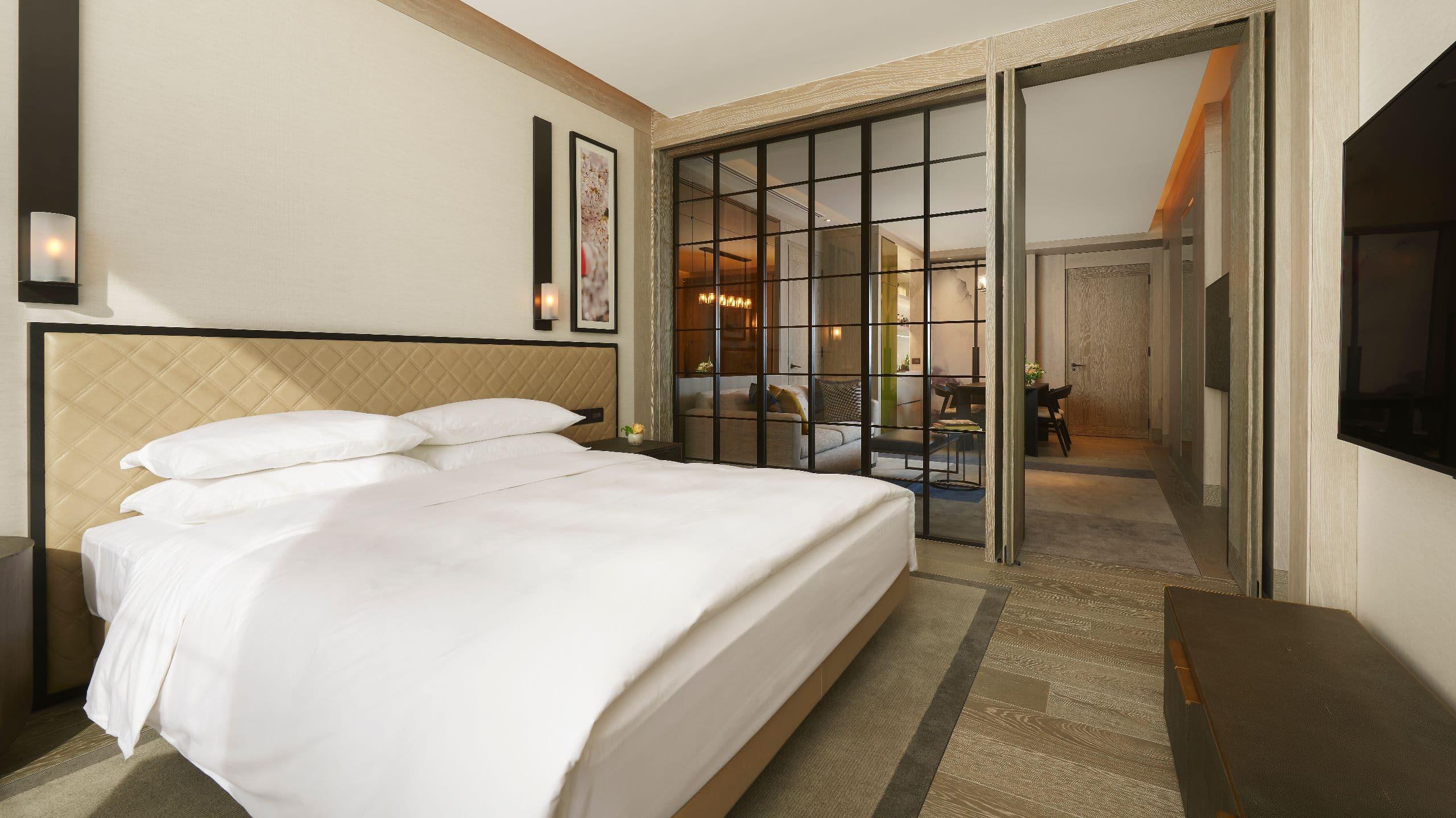 Double King Size Bed