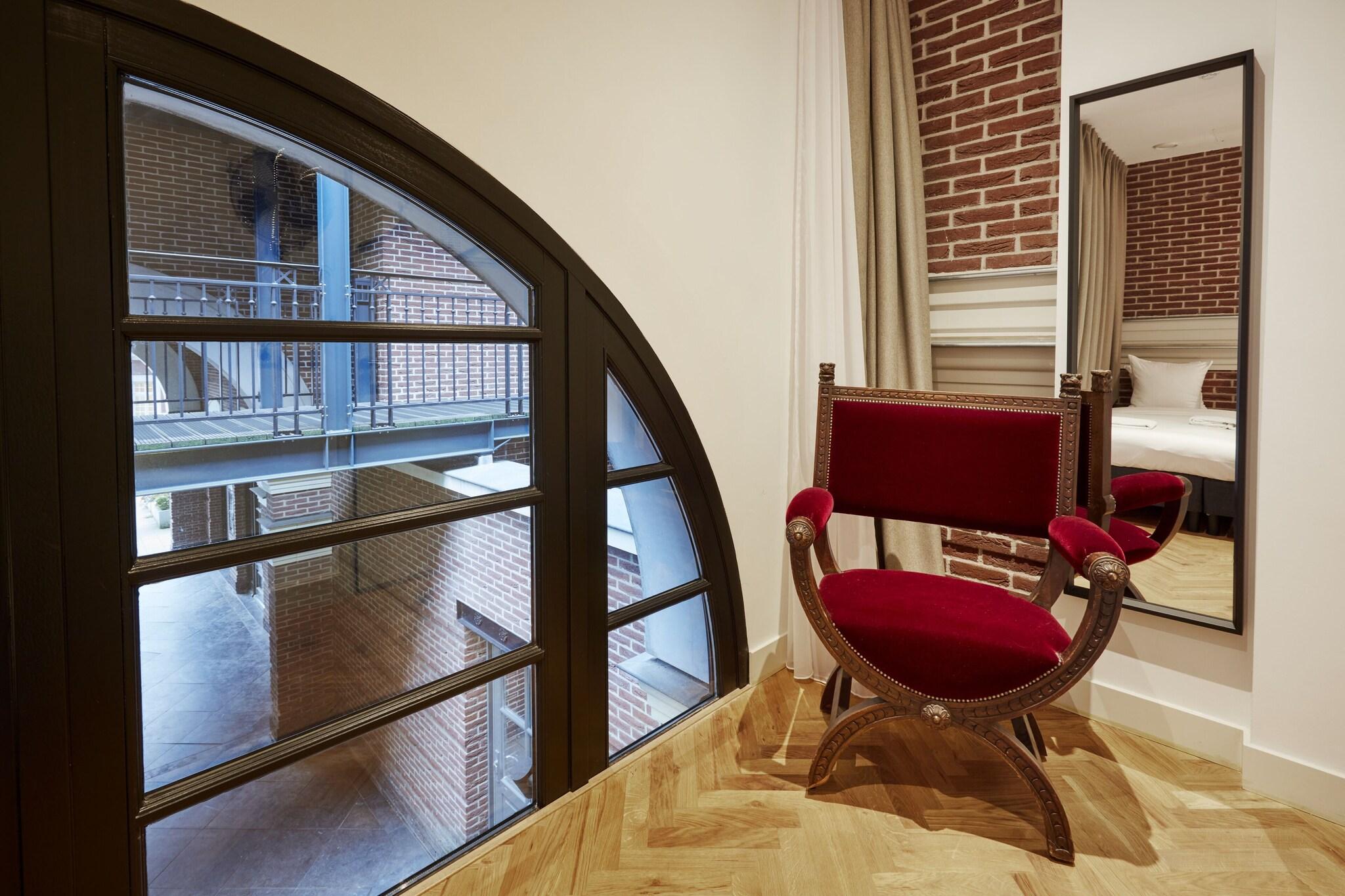 Double with Shared Bathroom