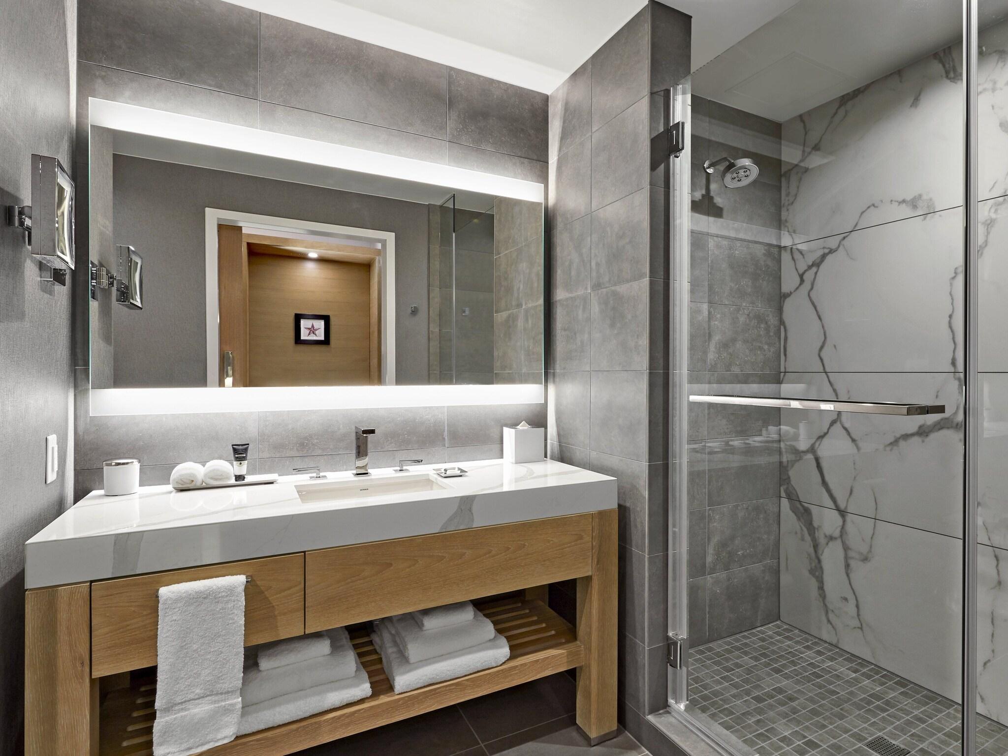 Room Accessible-two Queen Beds