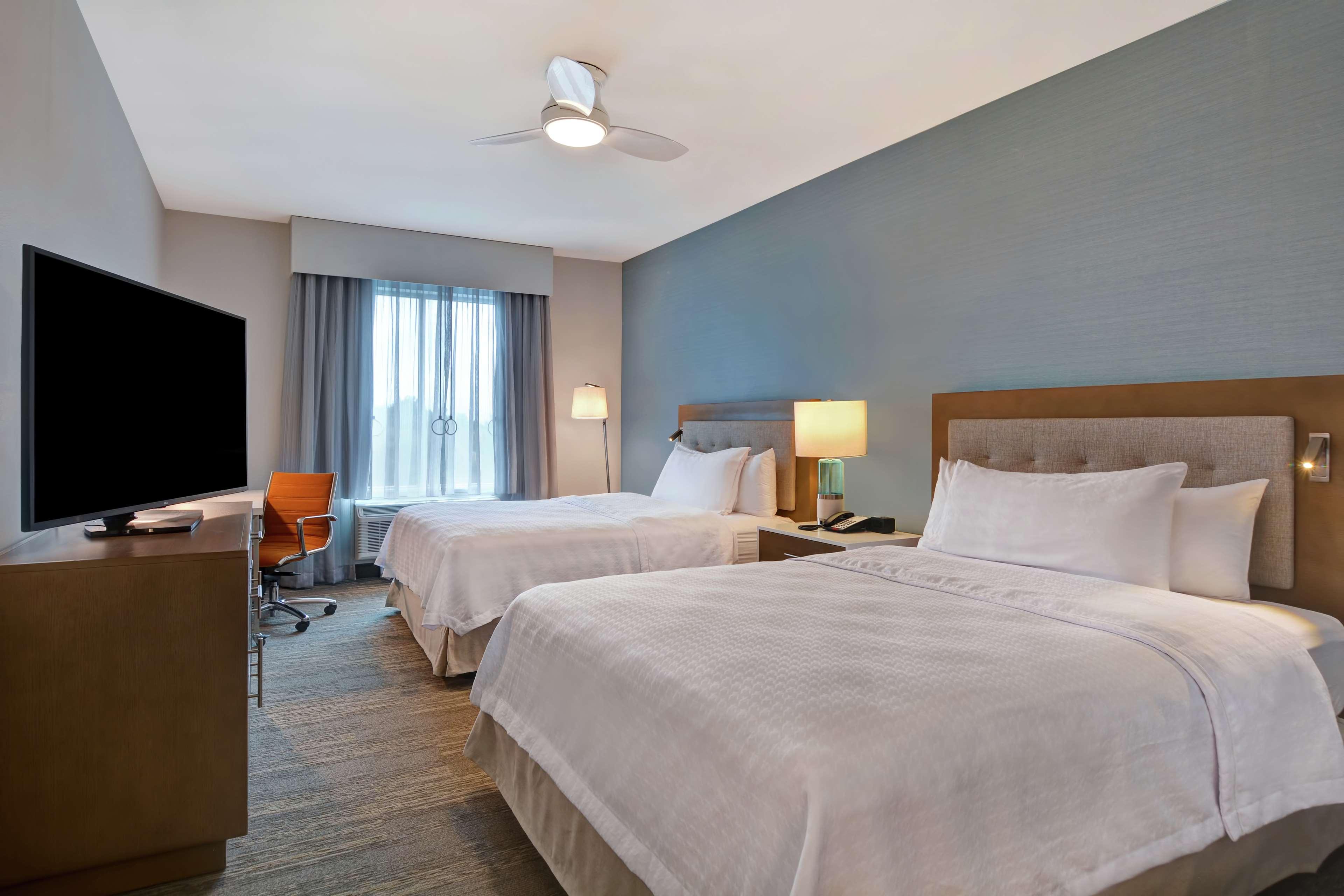 Suite Two Queen Beds