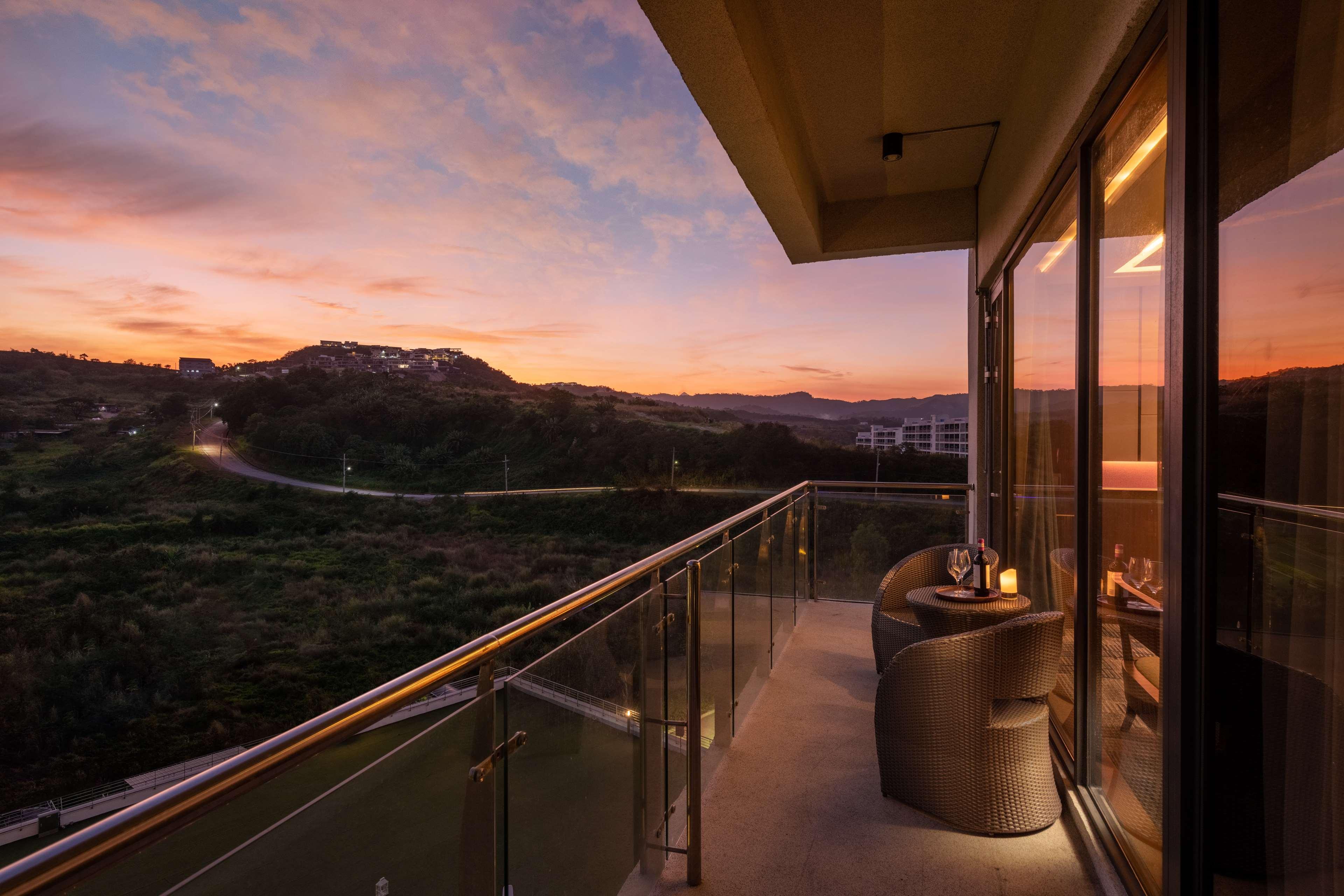 Suite King Bed Two Bedrooms