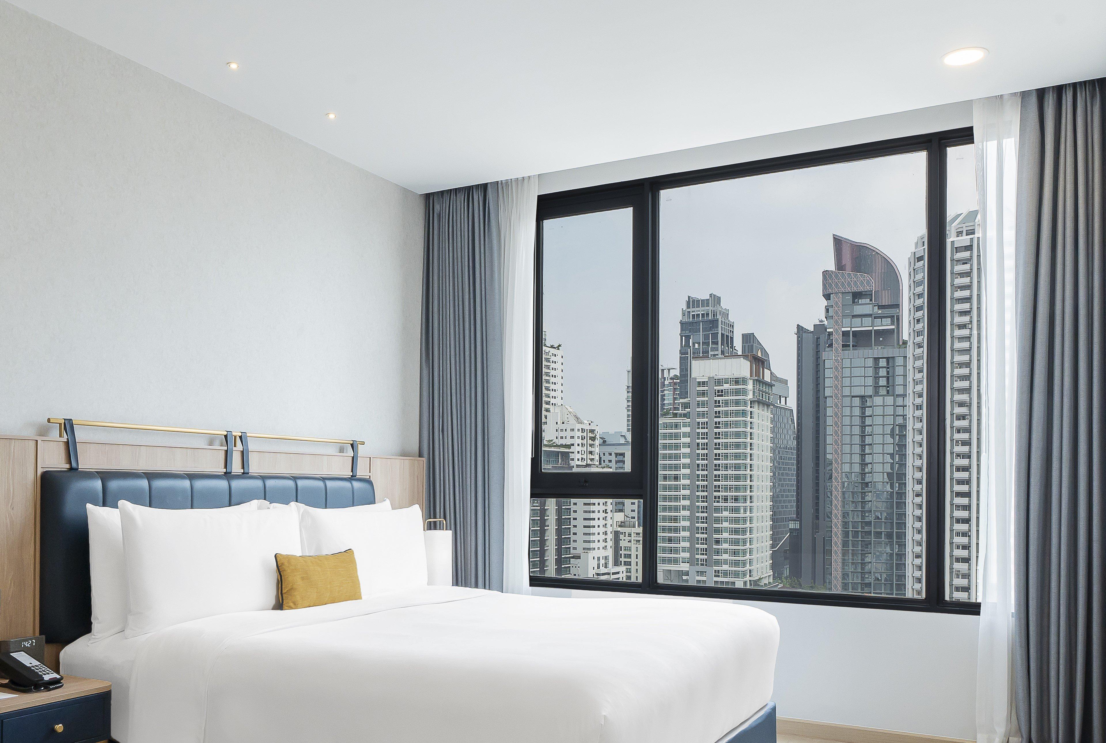 Studio King Size Bed