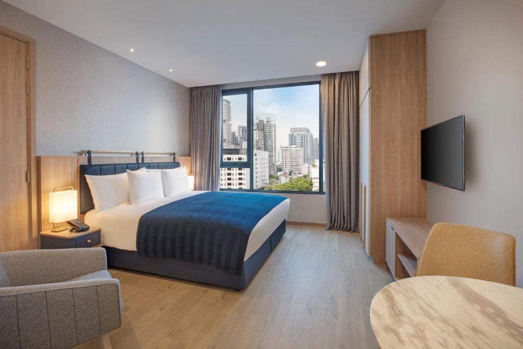 Studio Deluxe King Bed