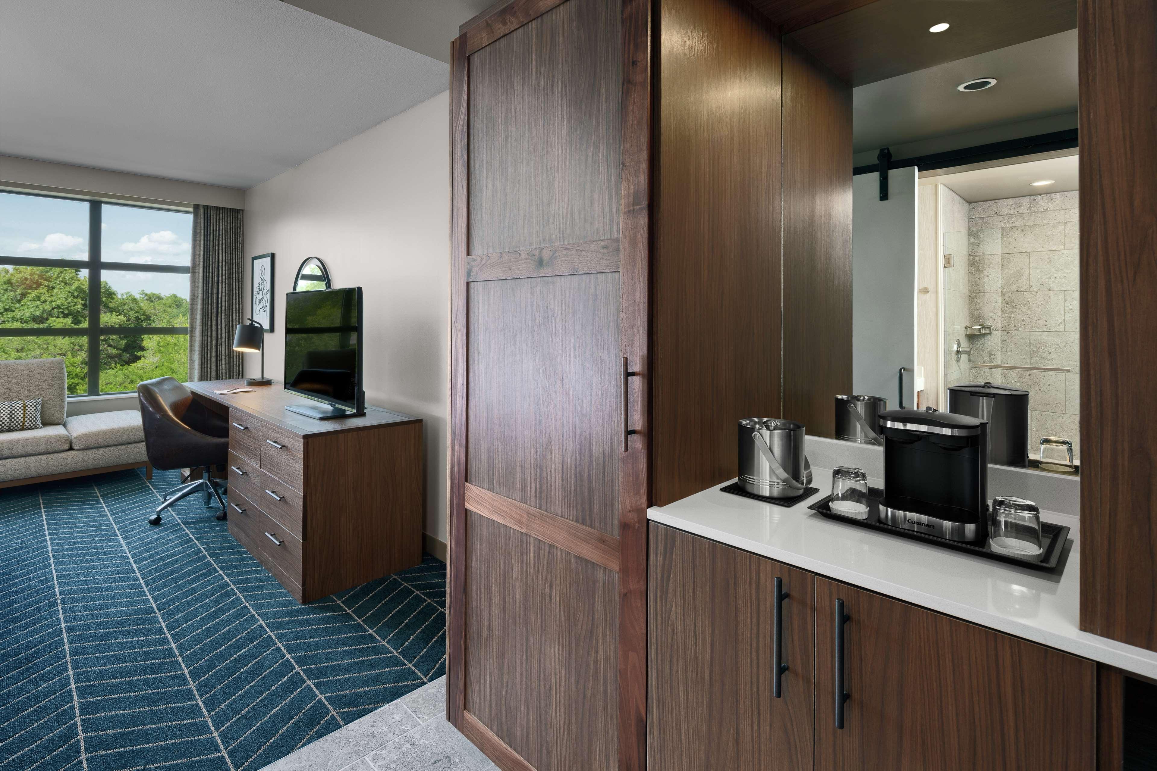 Double Accessible King Size Bed