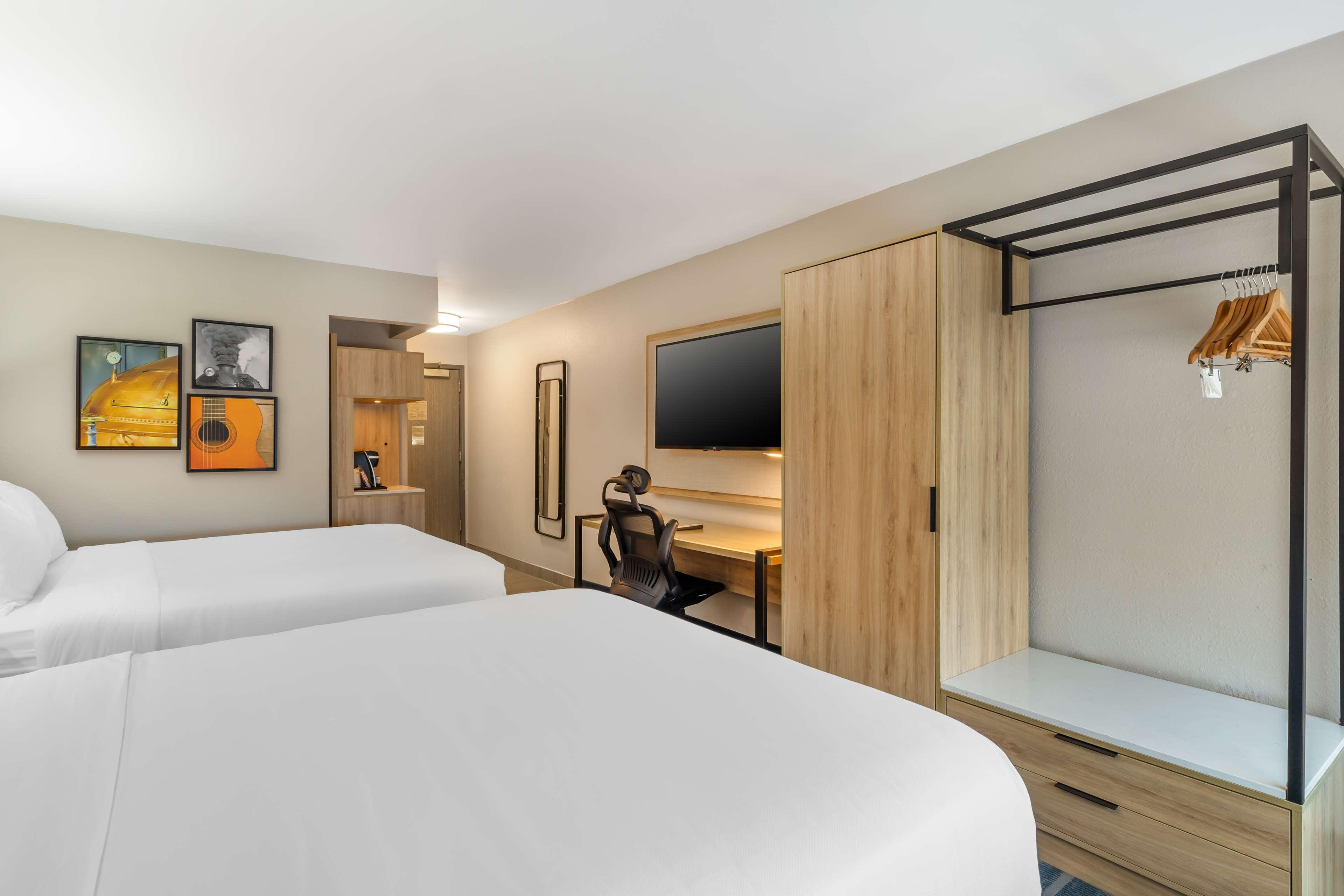 Room Two Queen Beds Non Smoking