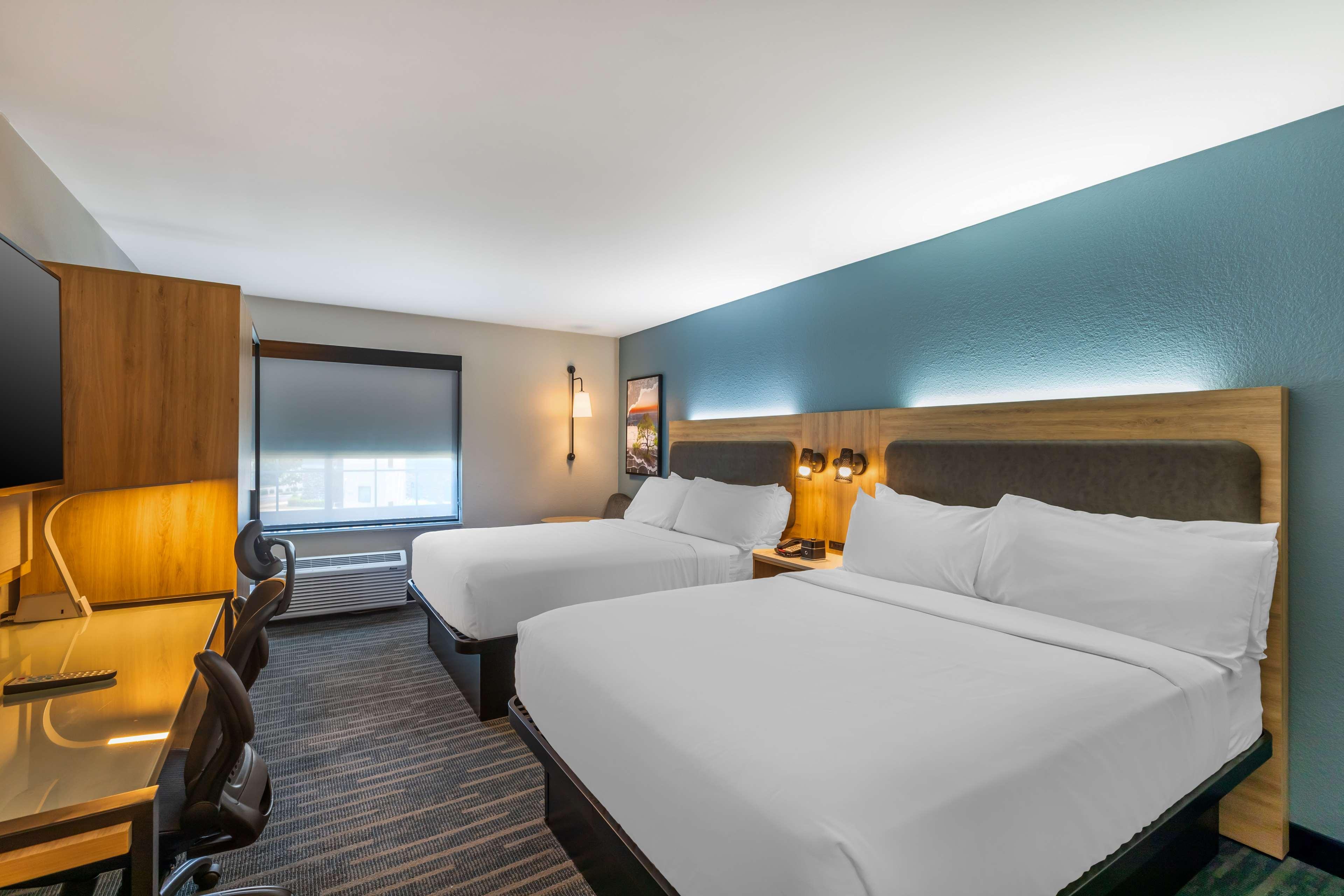 Room Two Queen Beds Non Smoking