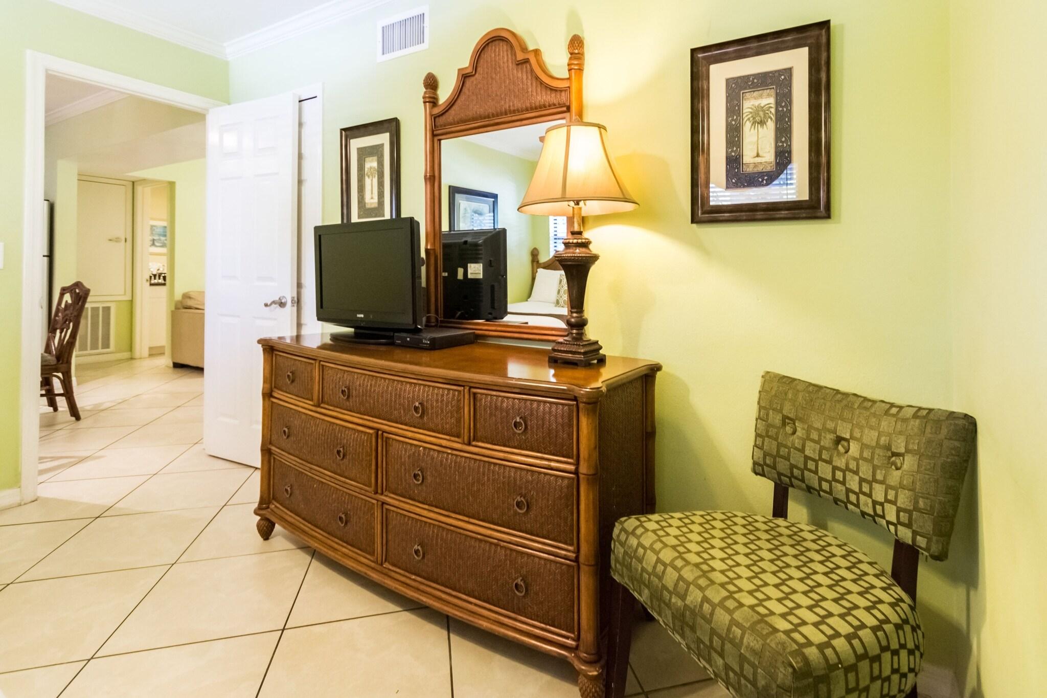 Family Room Three Beds