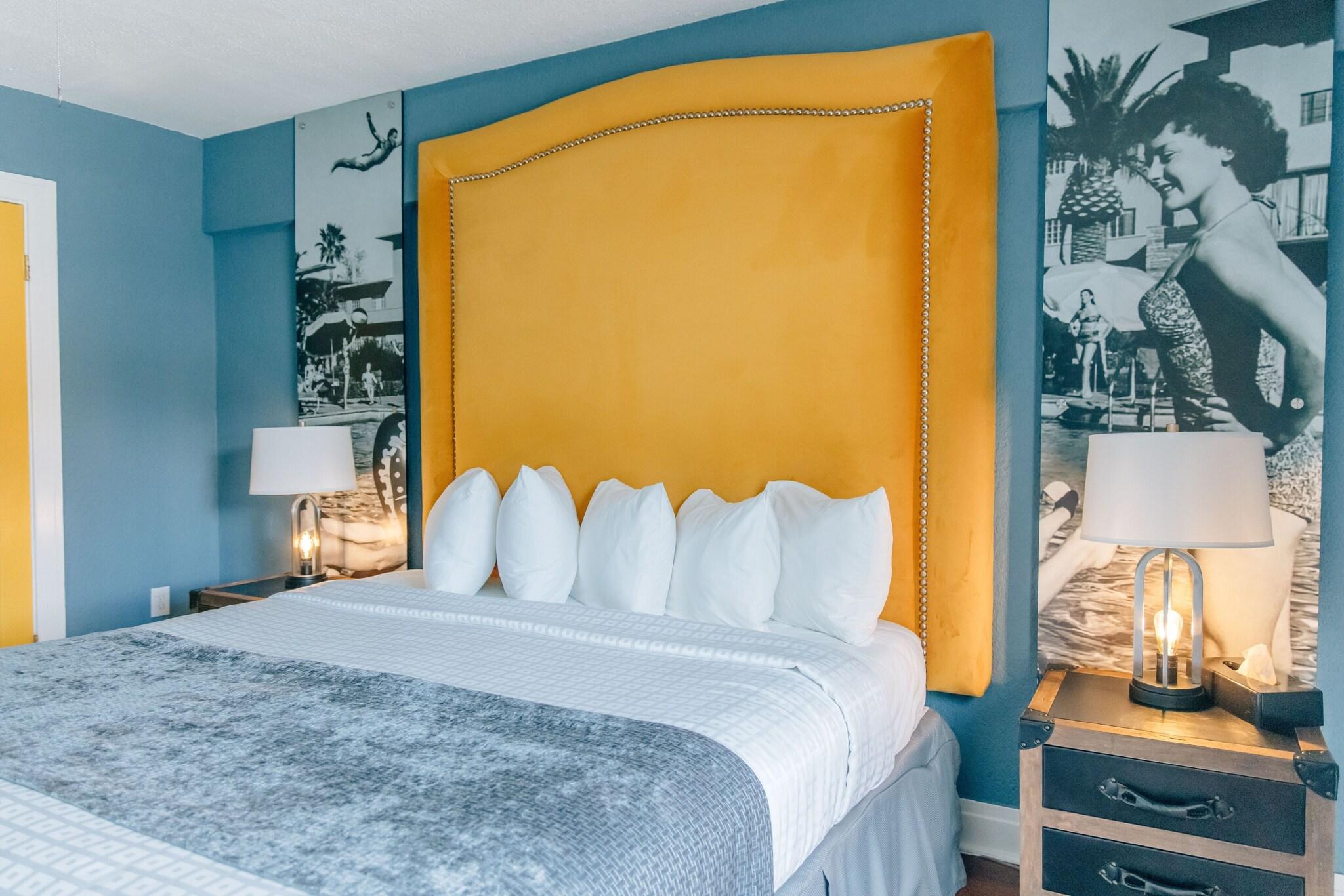 Double Pool View King Bed