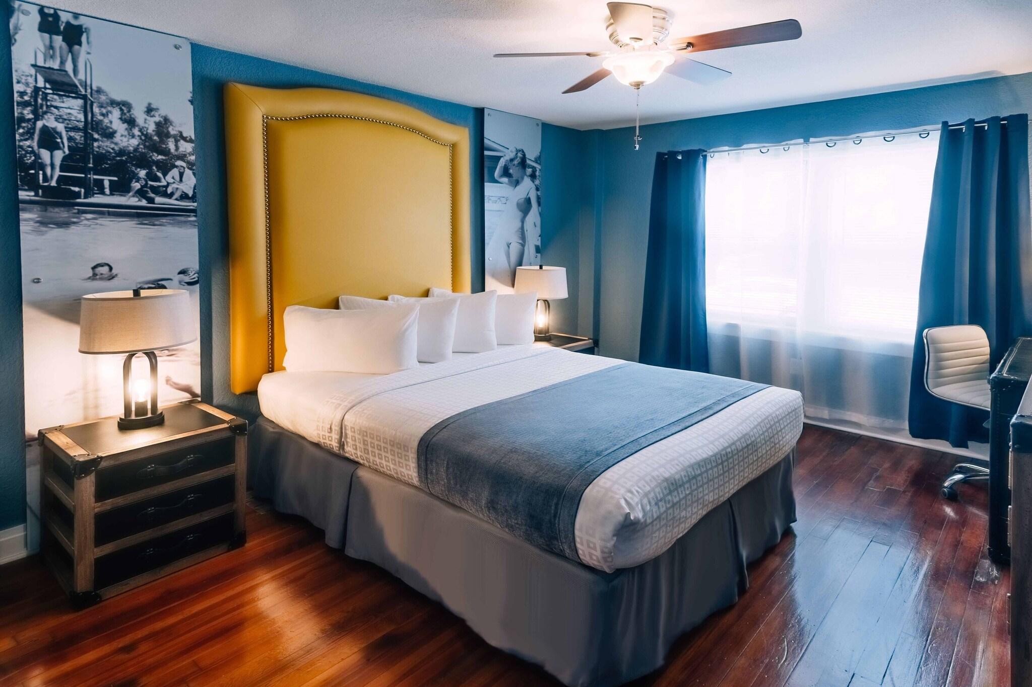 Double Queen Size Bed