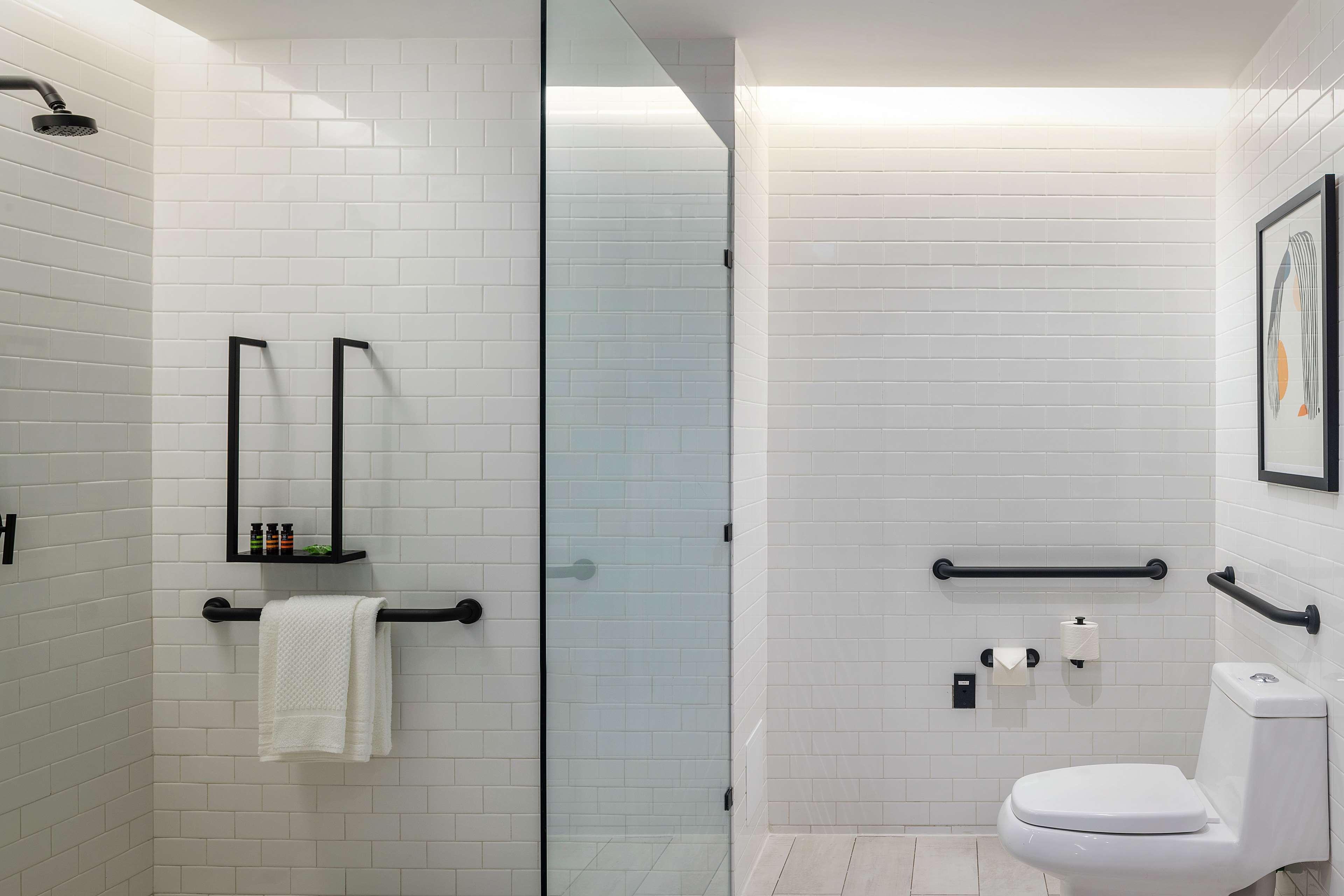 Double Accessible King Size Bed