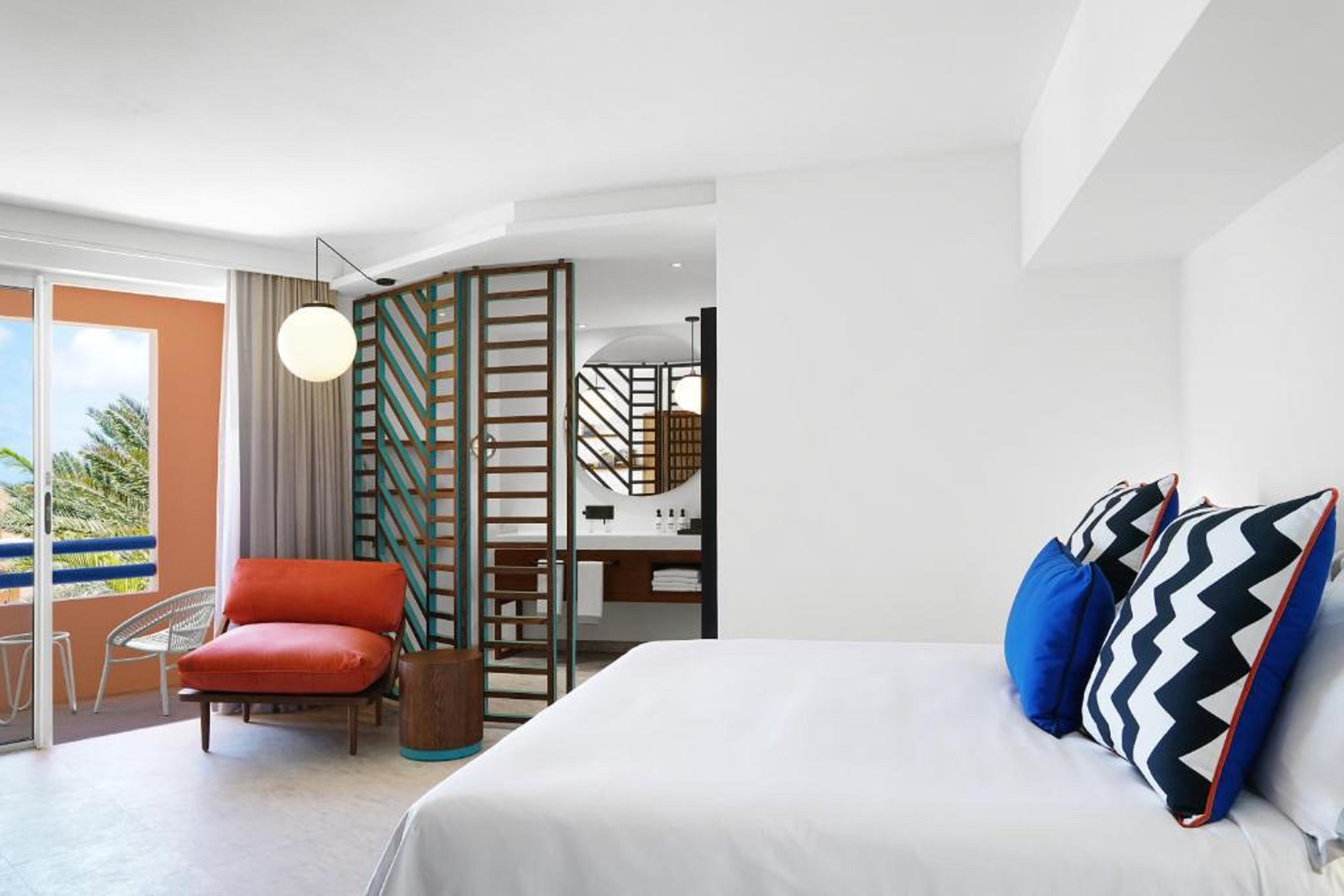 Double Sea View King Bed