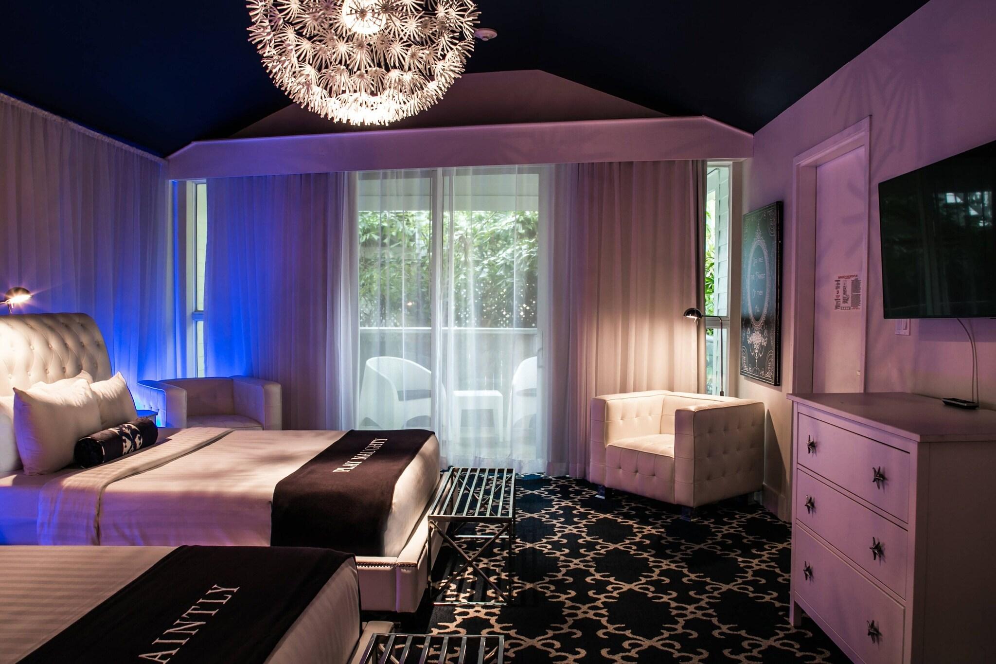 Double Two Queen Beds