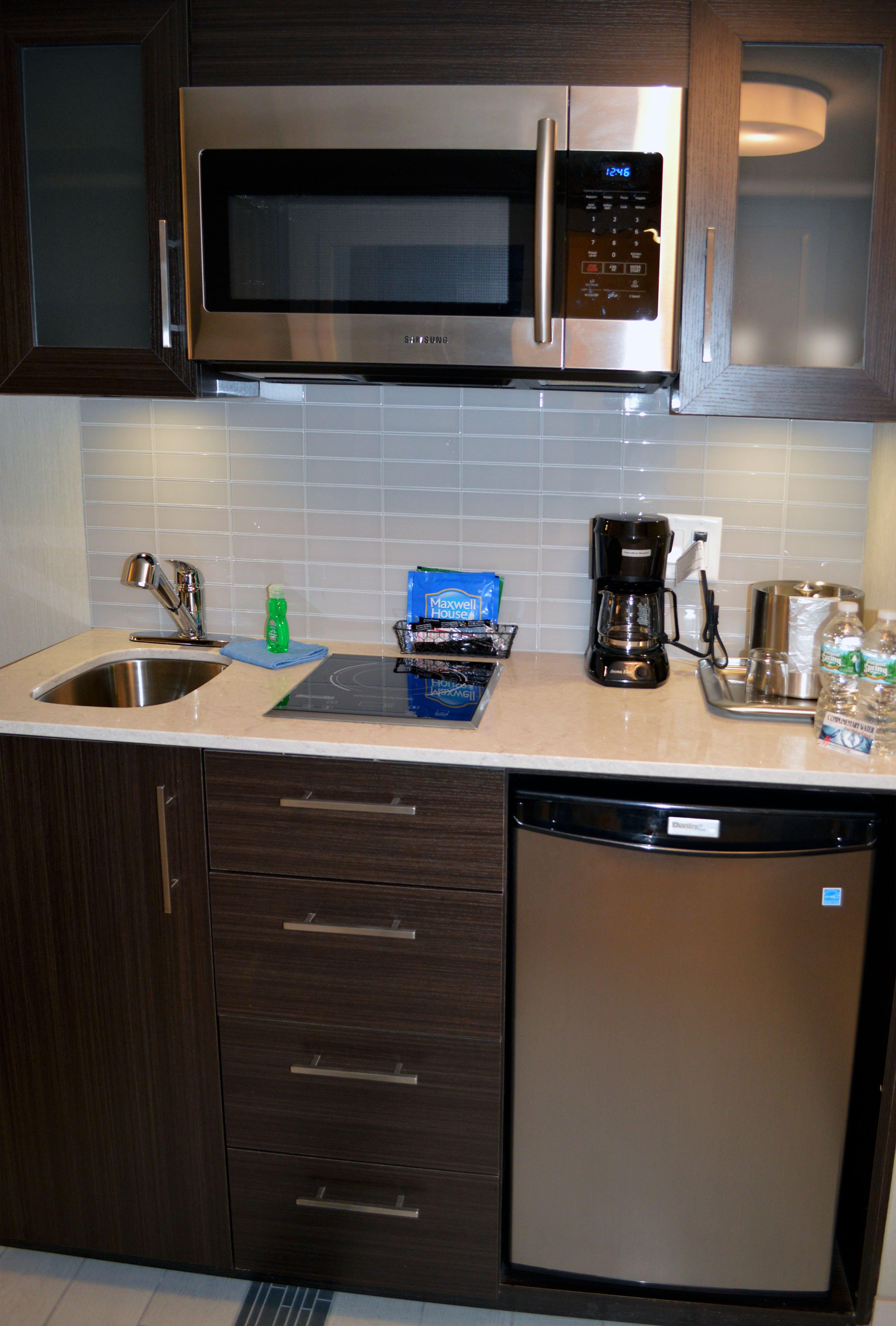 Suite with Kitchenette