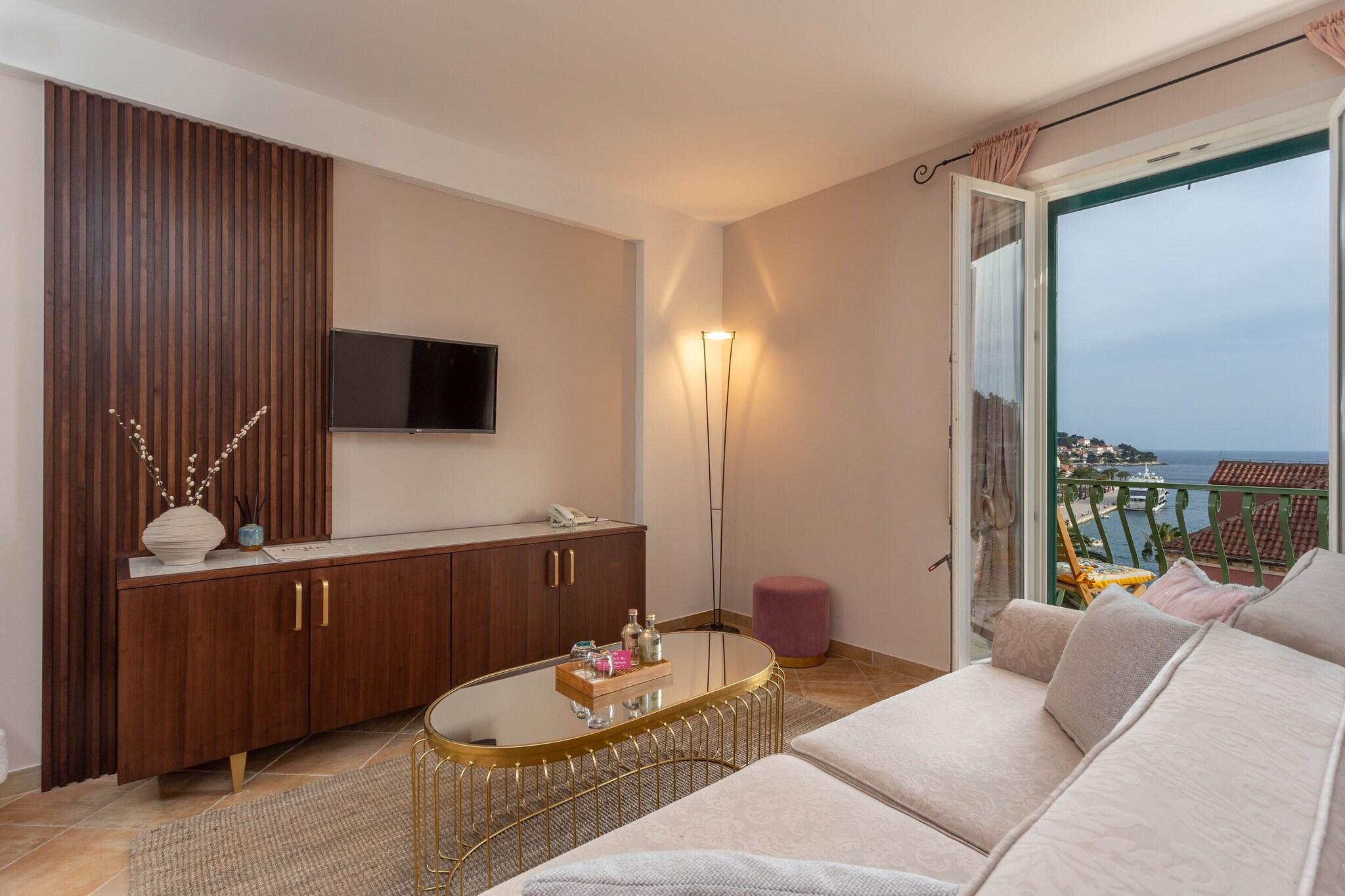 Suite Deluxe Sea View with Balcony