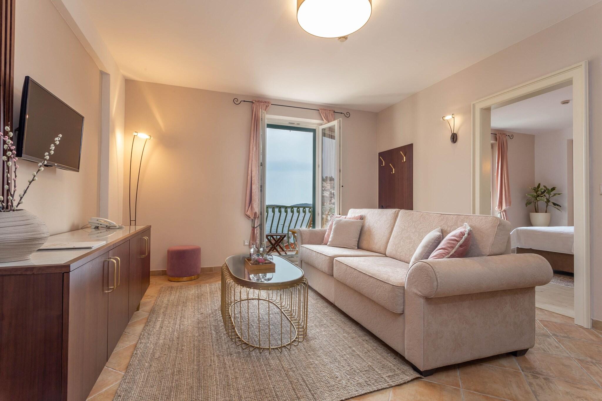 Suite Deluxe Sea View with Balcony