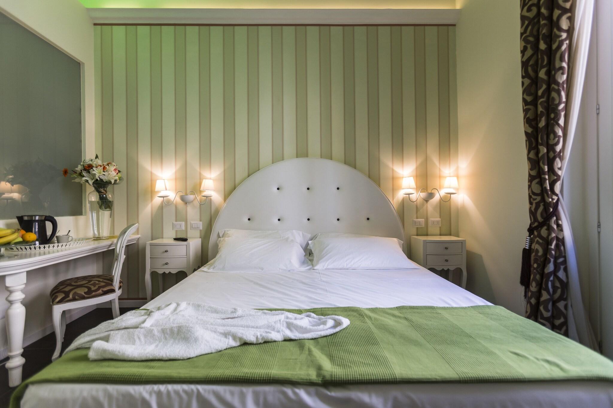 Double Deluxe King Bed