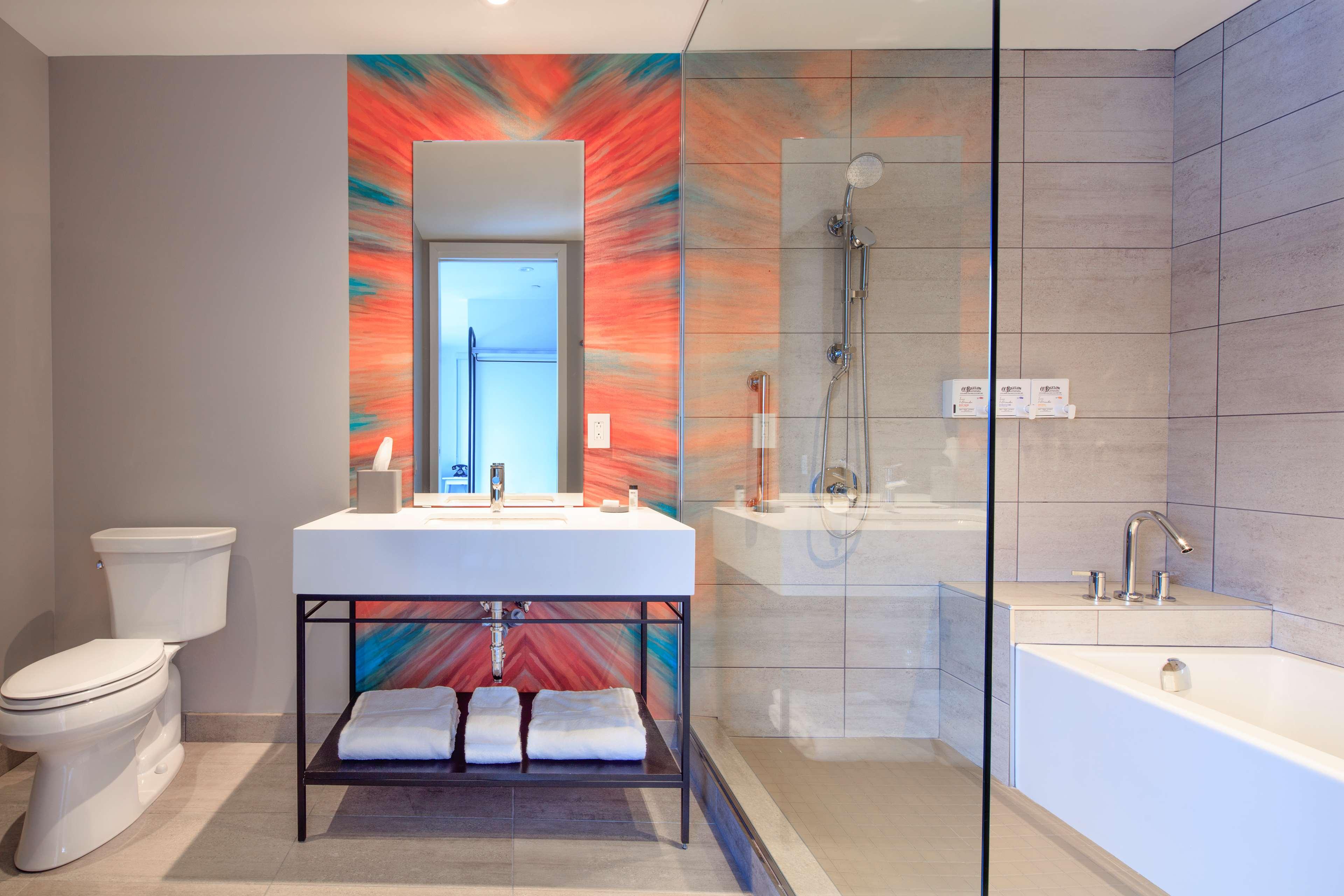 Junior Suite King Size Bed