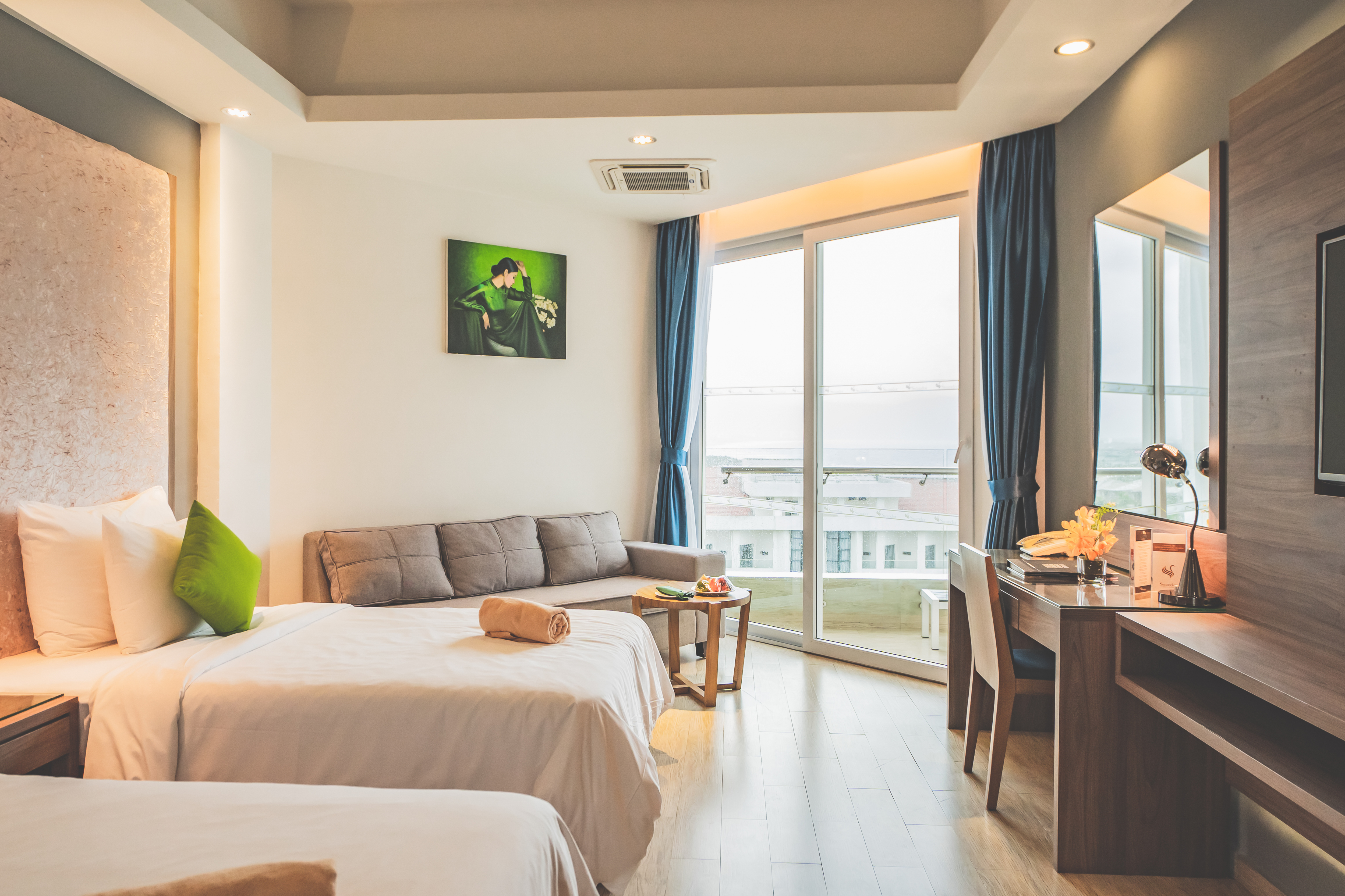 Double or Twin Deluxe Sea View with Balcony