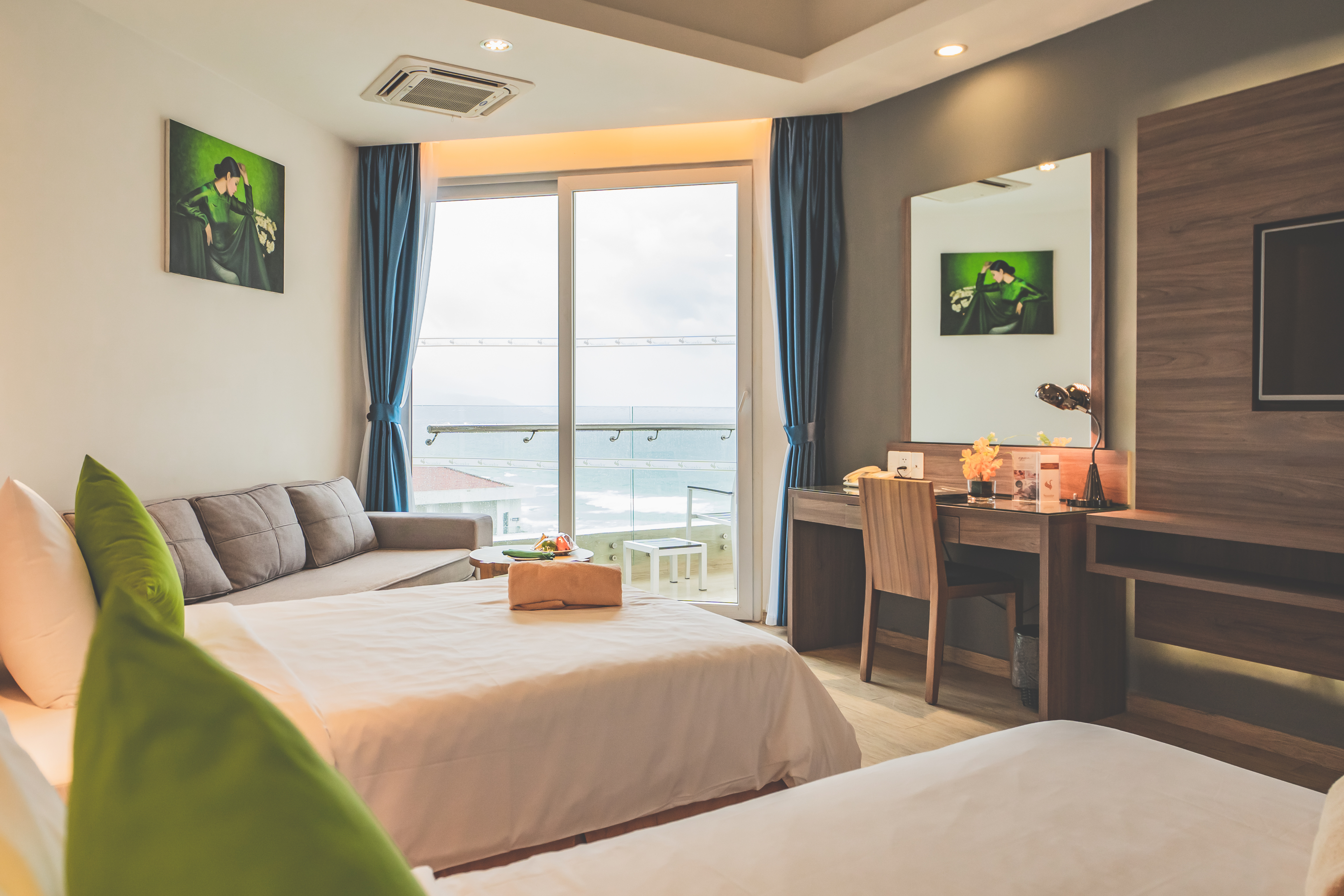 Double or Twin Deluxe Sea View with Balcony