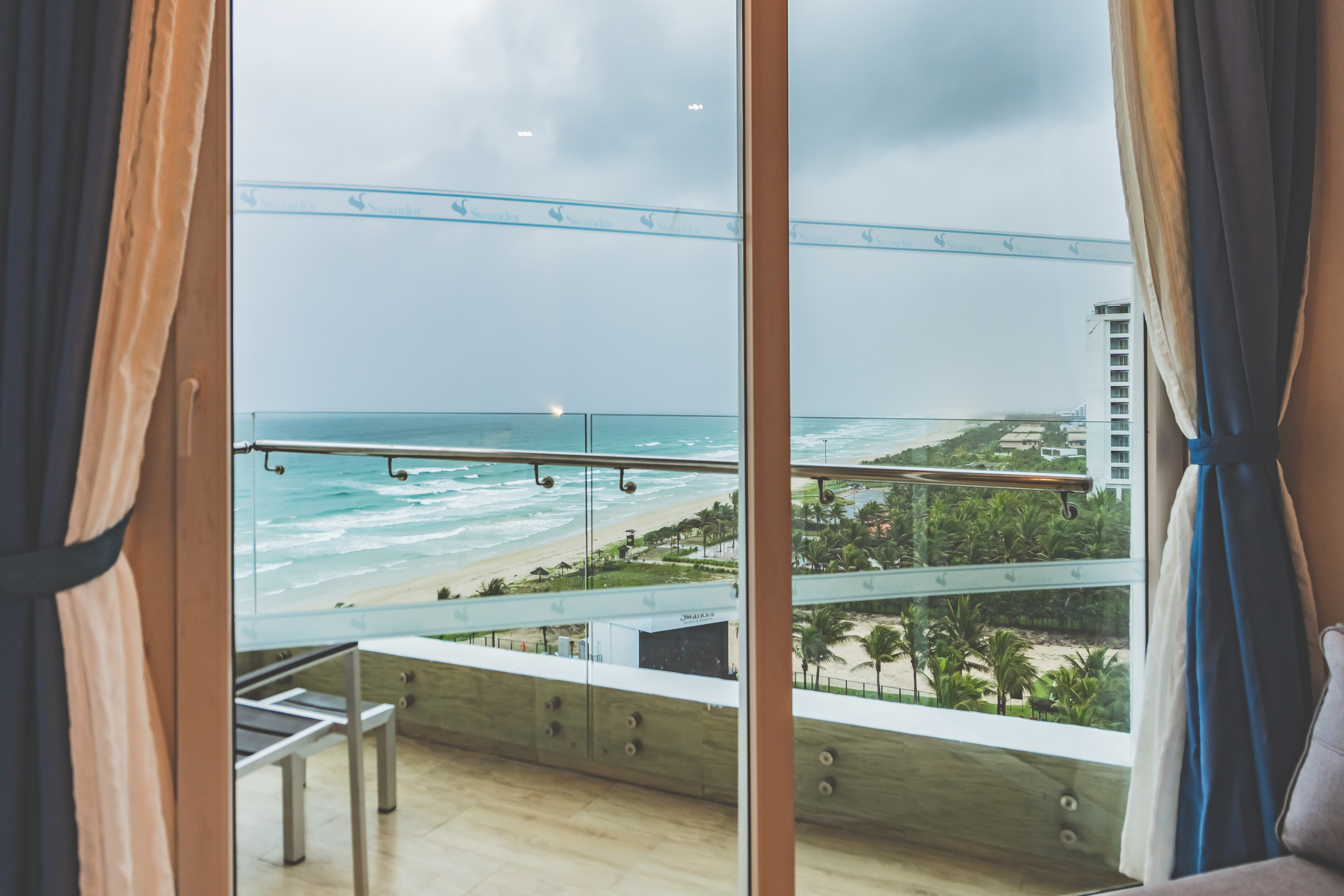 Triple Deluxe Sea Front