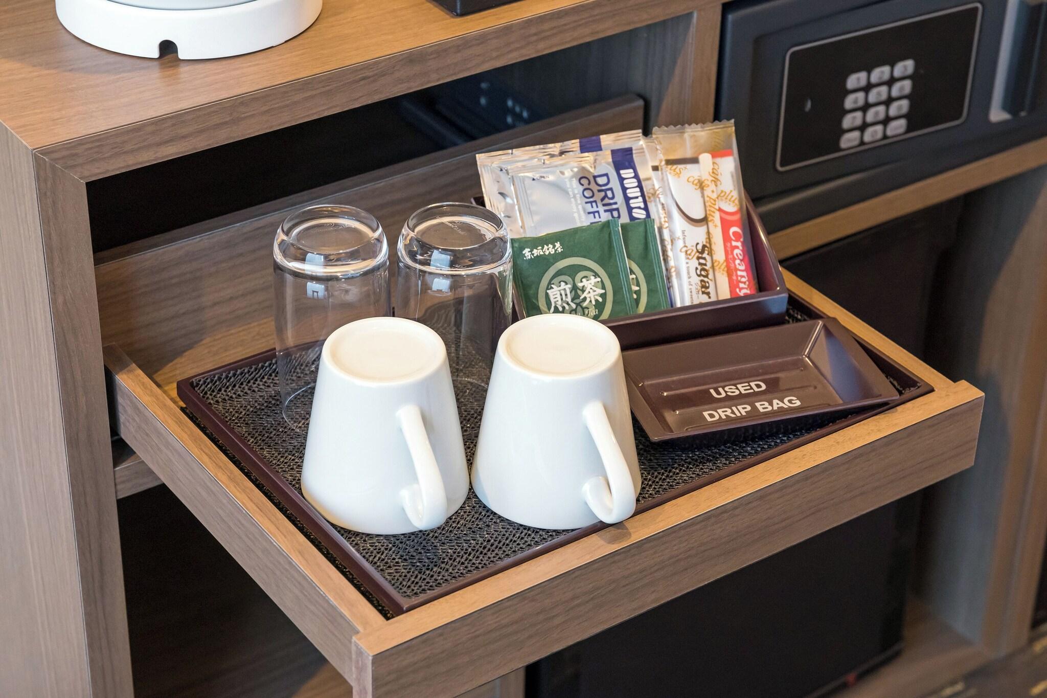 Twin Deluxe Two Beds