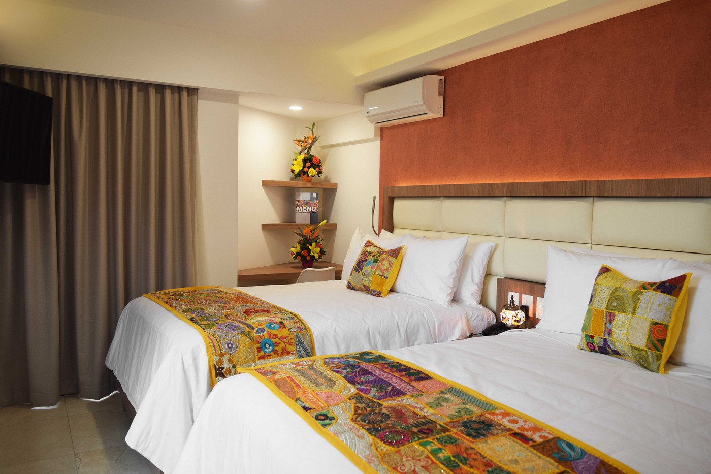 Room Deluxe Two Beds