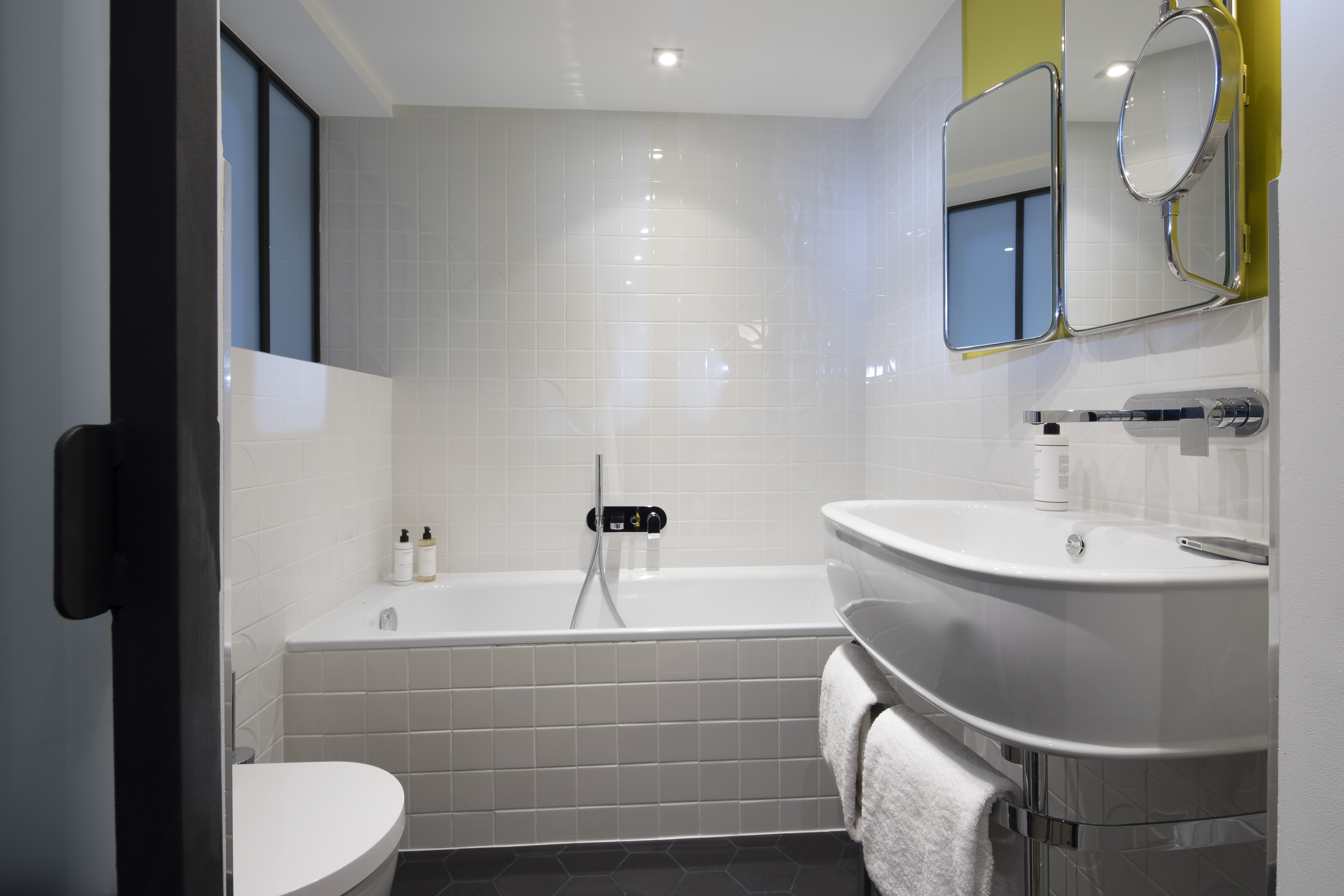 Double or Twin Deluxe